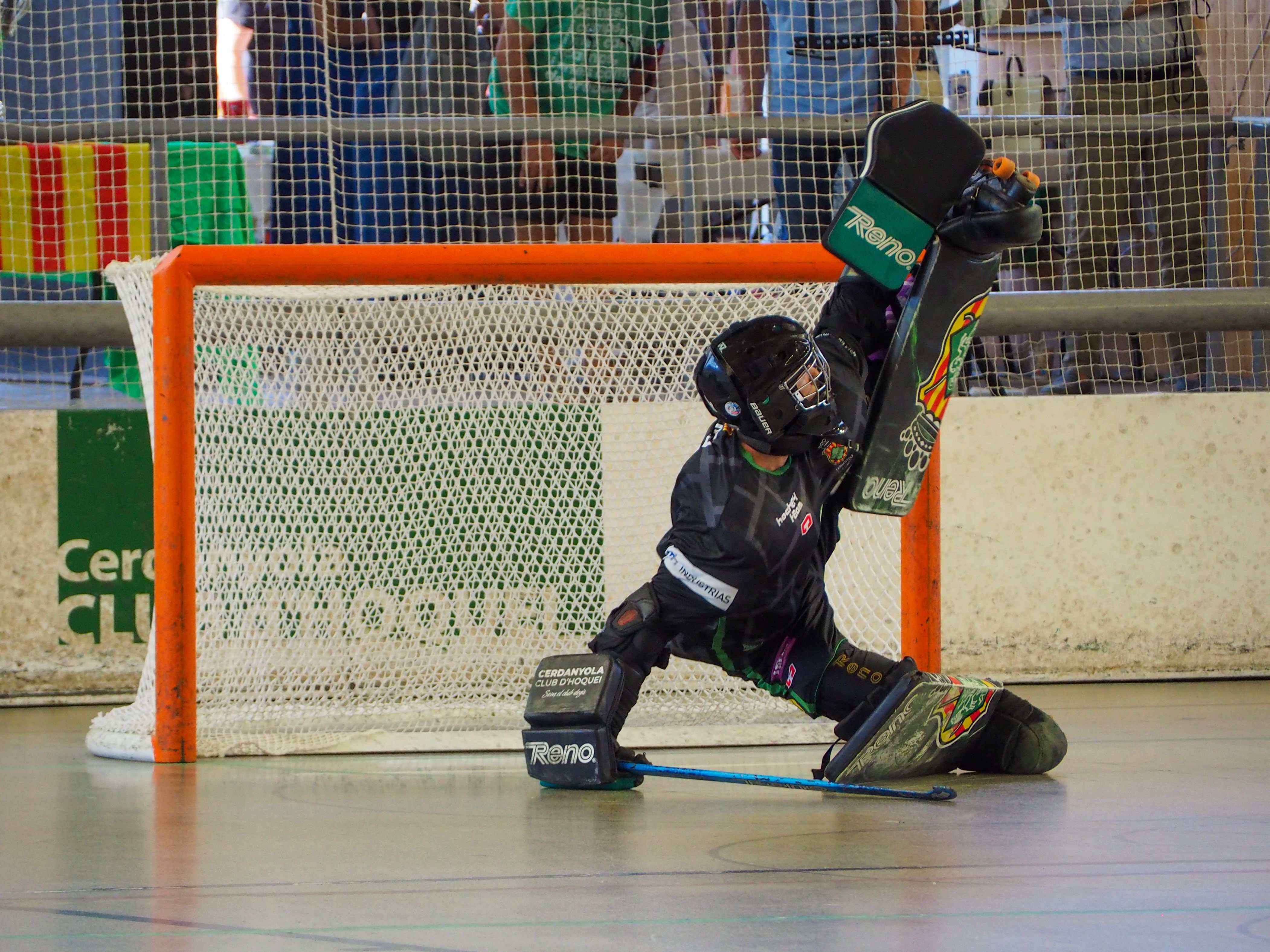 Una jugada de la final de Supercopa de Catalunya a Can Xarau. FOTO: Mónica GM