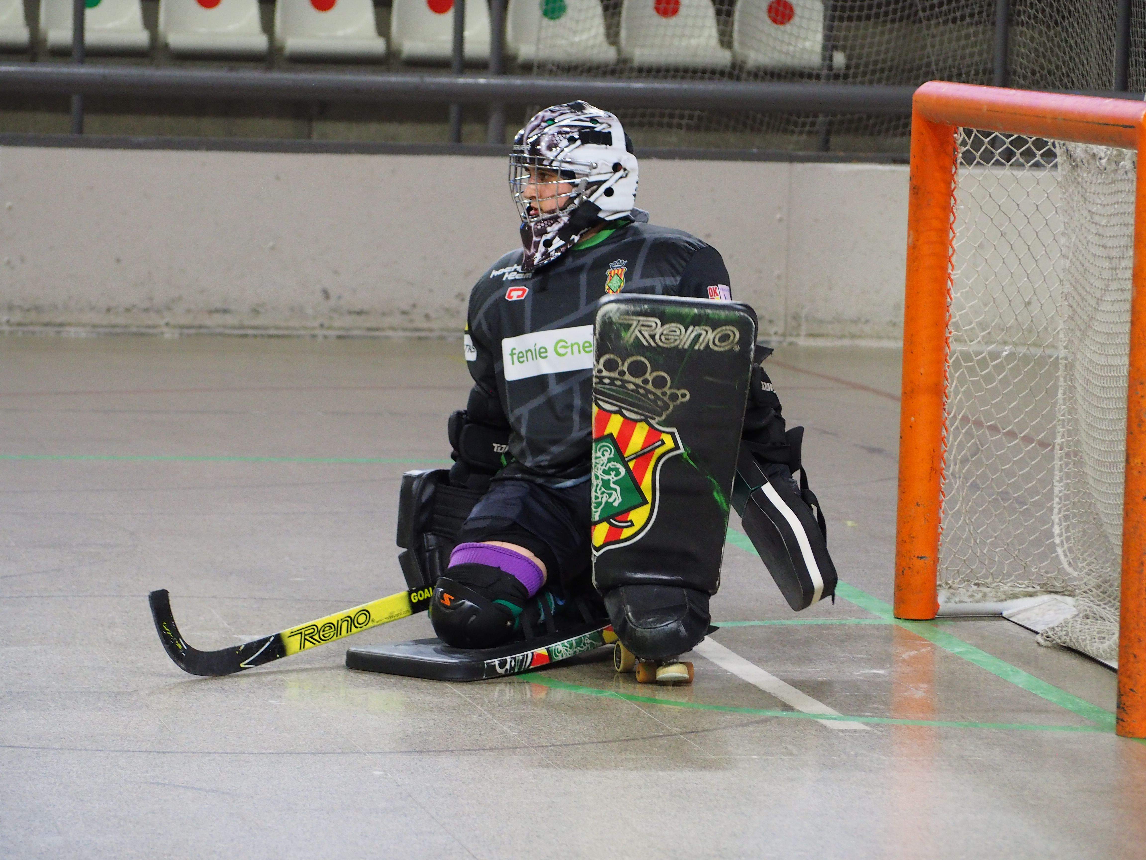 La portera del Cerdanyola Club d'Hoquei, Mariona Surós, a Can Xarau. FOTO: Mónica GM