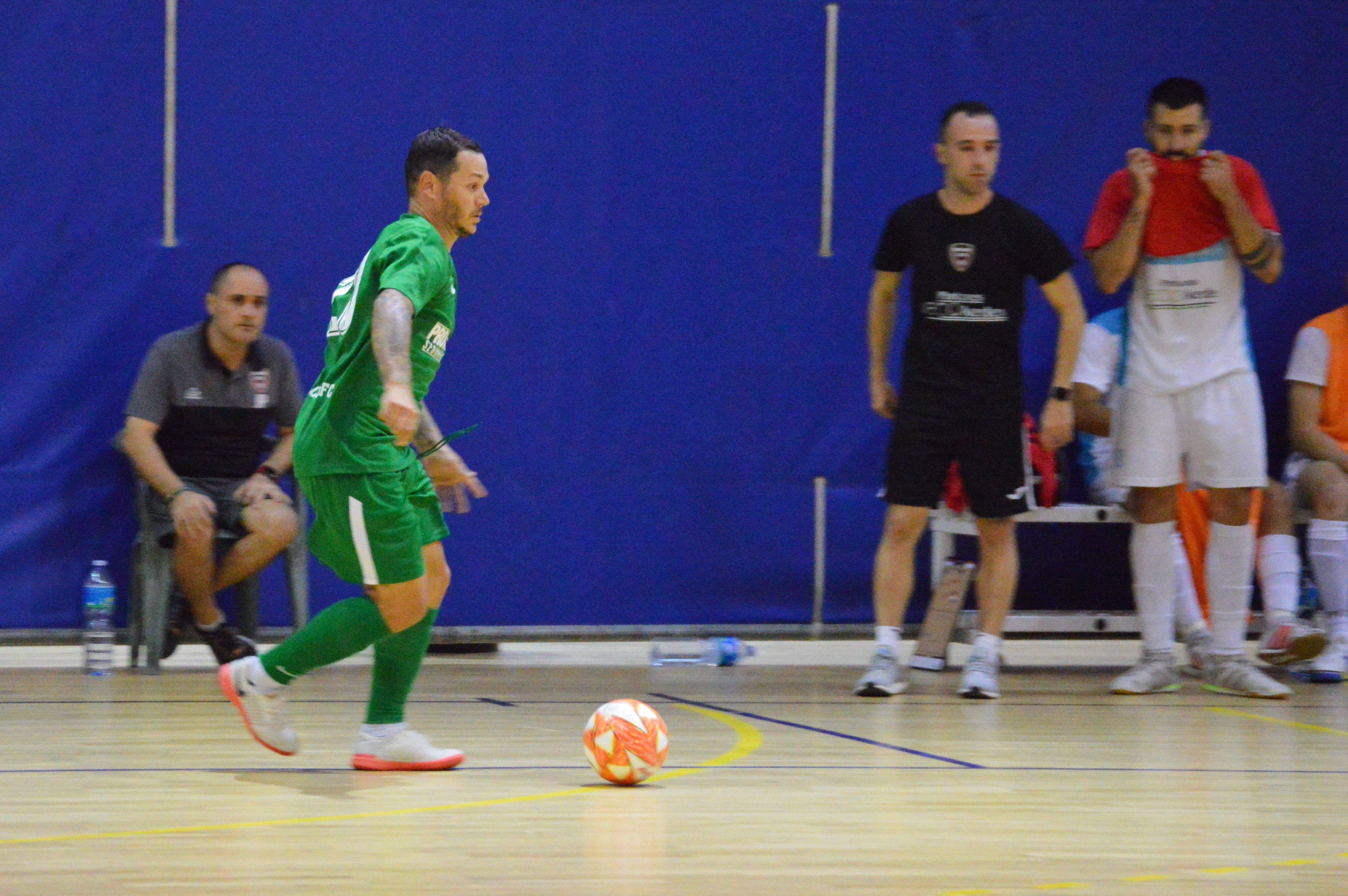 El Cerdanyola Futbol Club de futbol sala coleja l'Elx a Guiera. FOTO: Nora MO