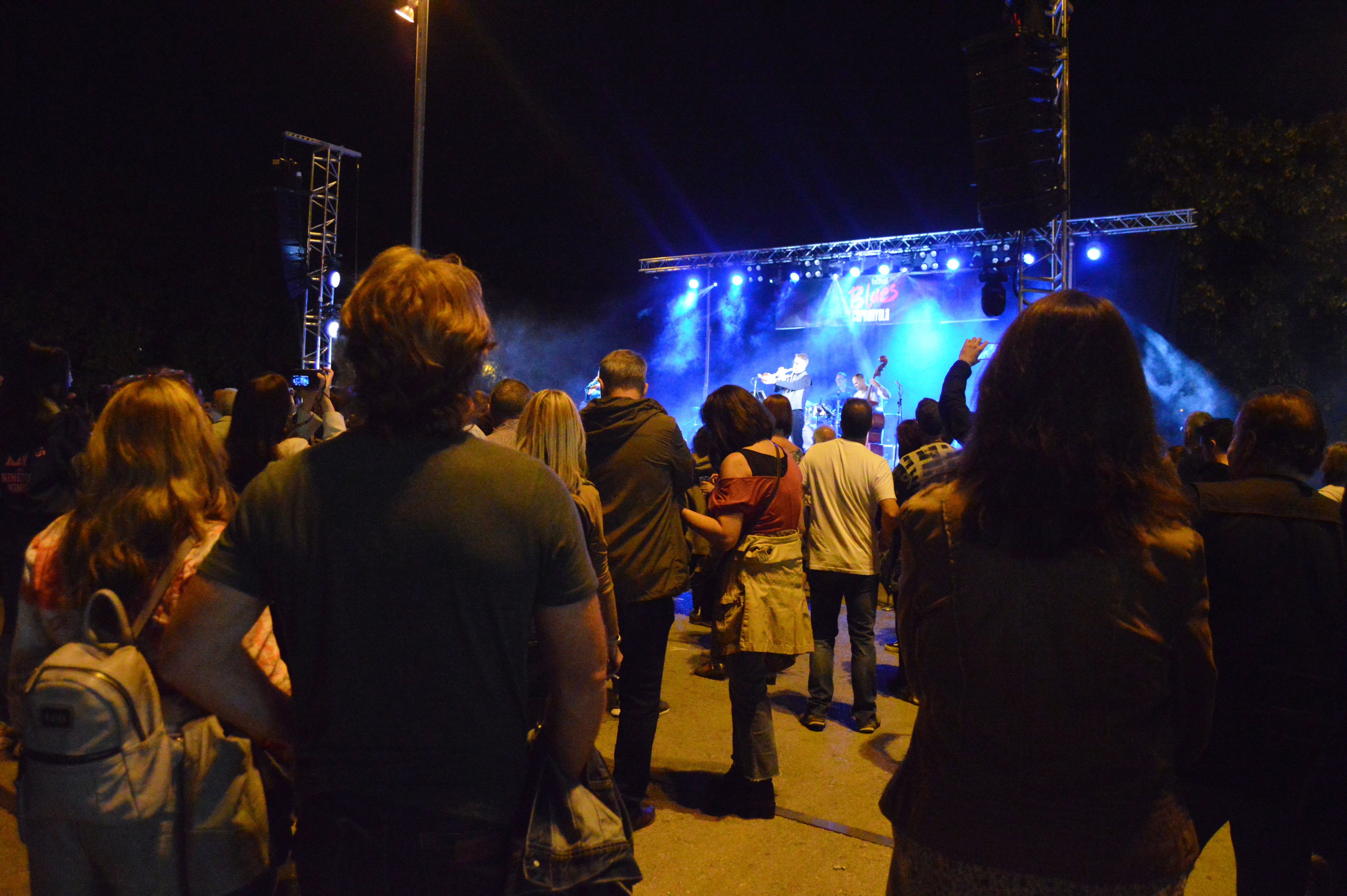 Les tapes al Mercat de les Fontetes van fer d'acompanyament a la música del Festival de Blues. FOTO: Nora MO 