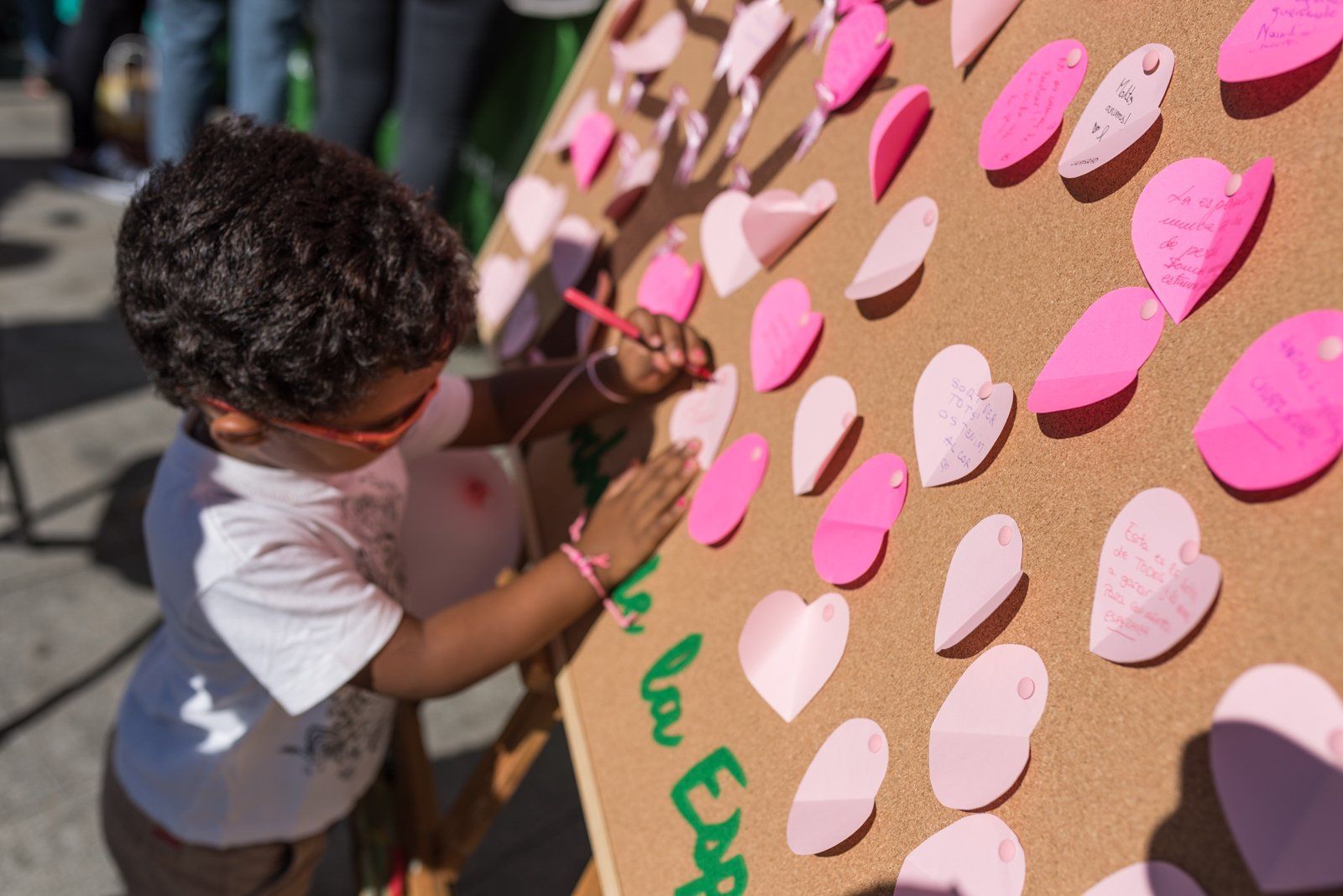 Imatge d’una activitat d’un Dia Internacional de la lluita contra el càncer de mama anterior a Cerdanyola. FOTO: Arxiu