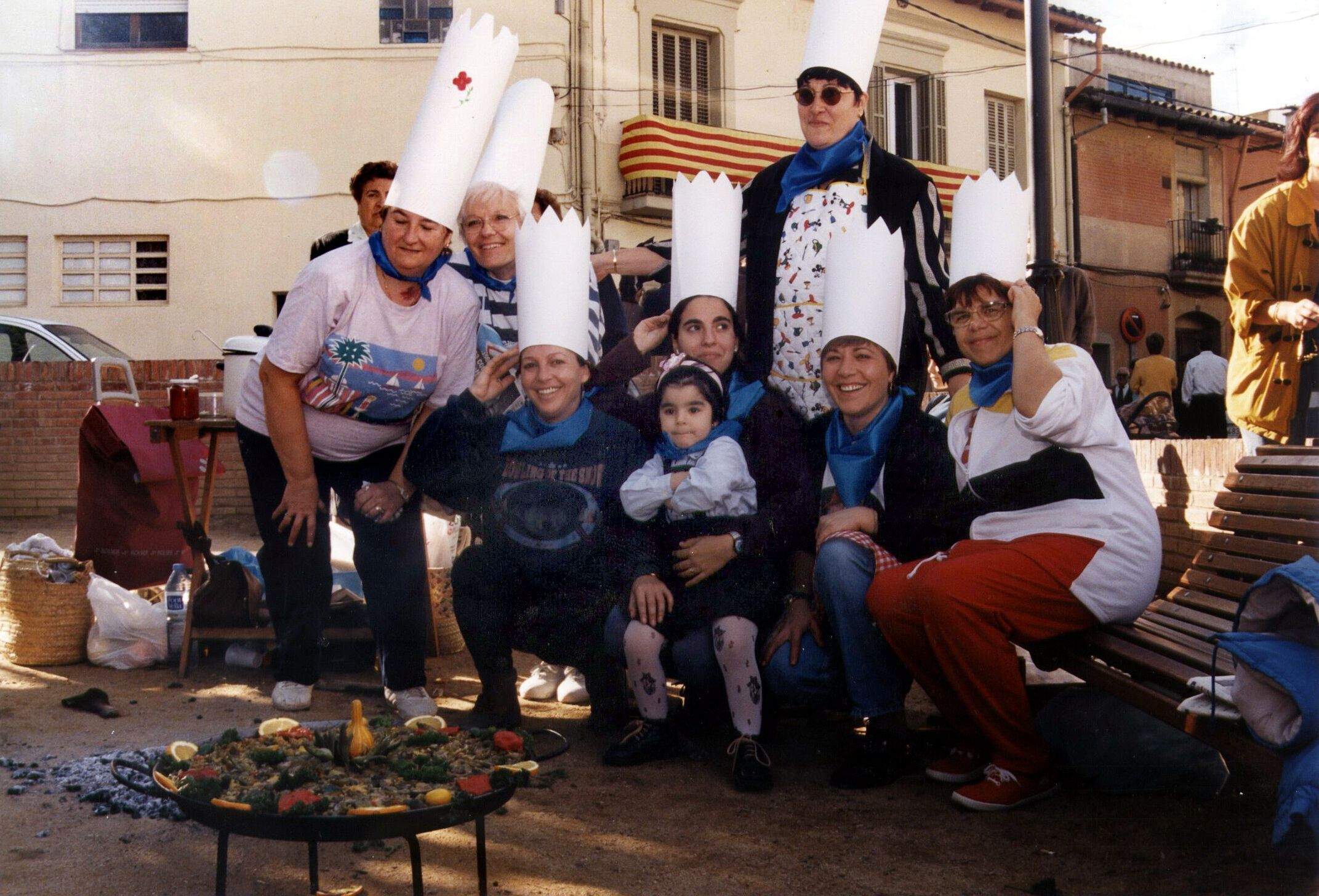 Concurs de paelles a la plaça Grau i Altayó. FOTO: Pepe Urbano