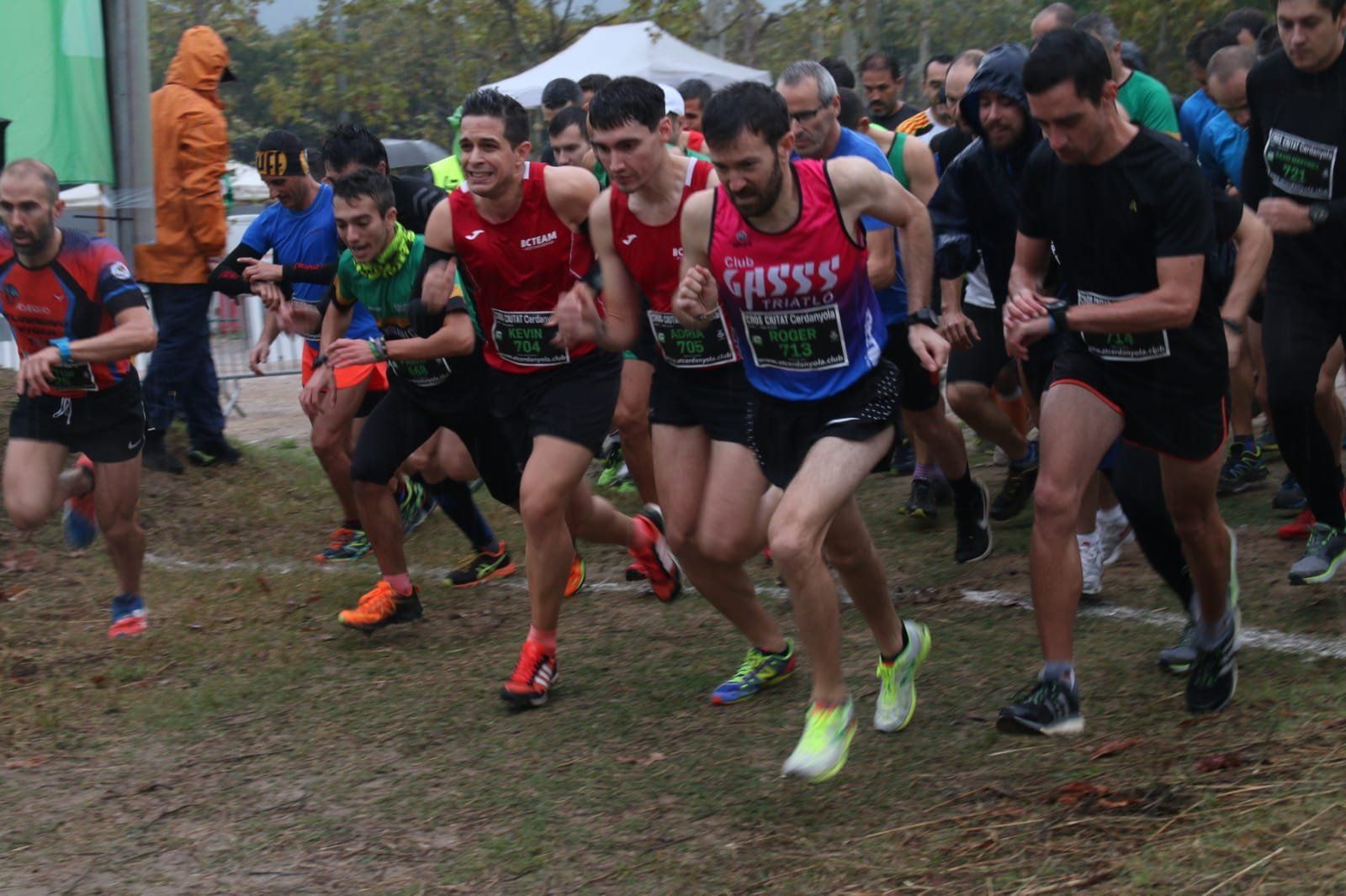 Una sortida del Cros Ciutat de Cerdanyola l'any 2018. FOTO: Arxiu