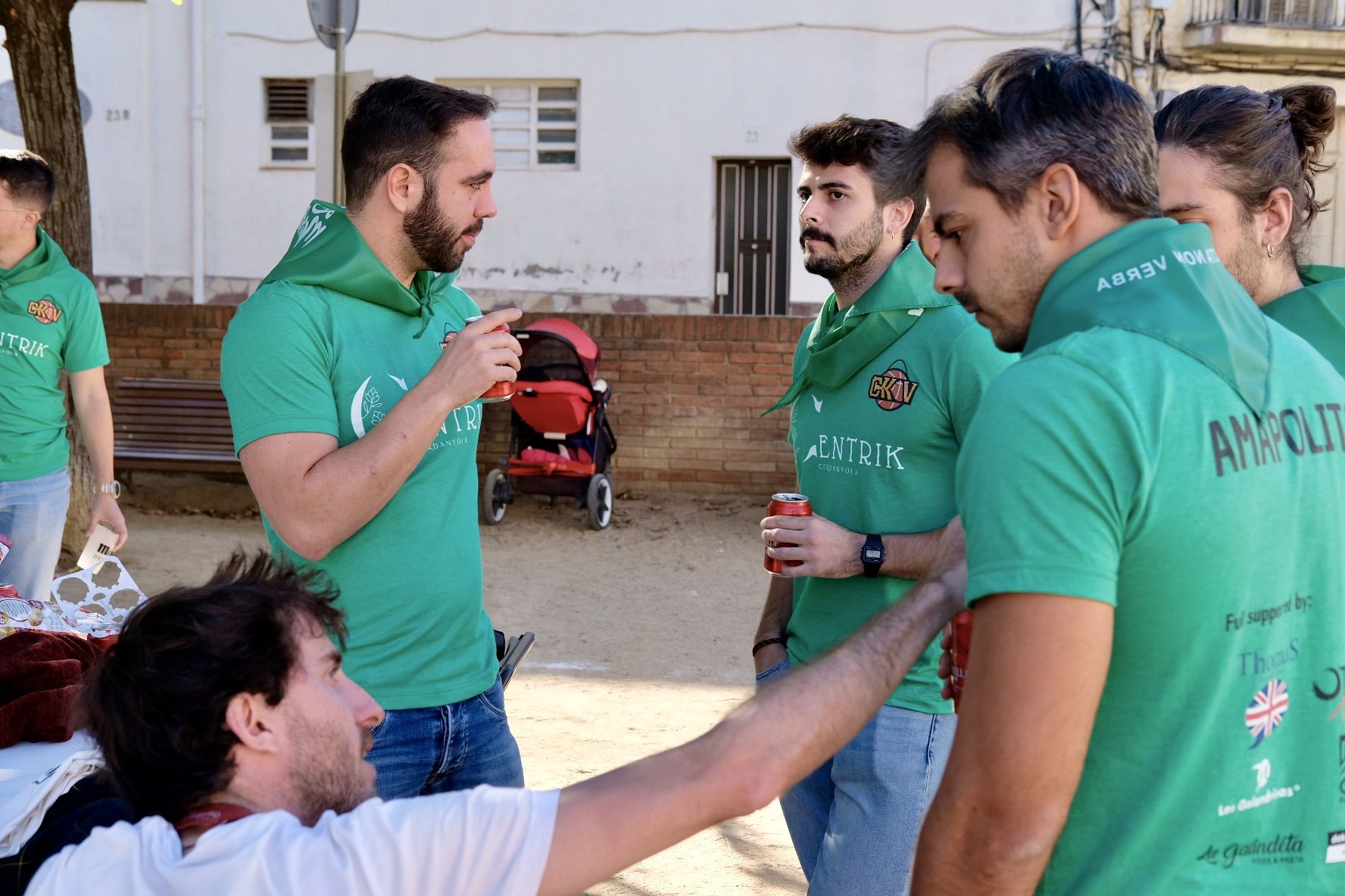 1a edició del Dinar Popular de Penyes en la Festa Major de Sant Martí 2022. FOTO: Ale Gómez