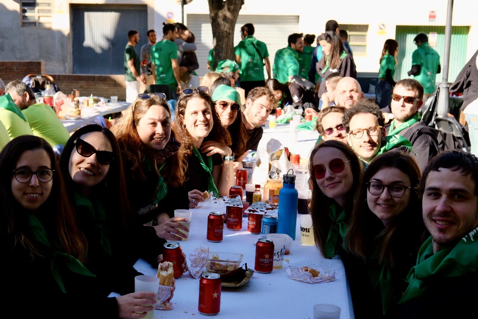 1a edició del Dinar Popular de Penyes en la Festa Major de Sant Martí 2022. FOTO: Ale Gómez