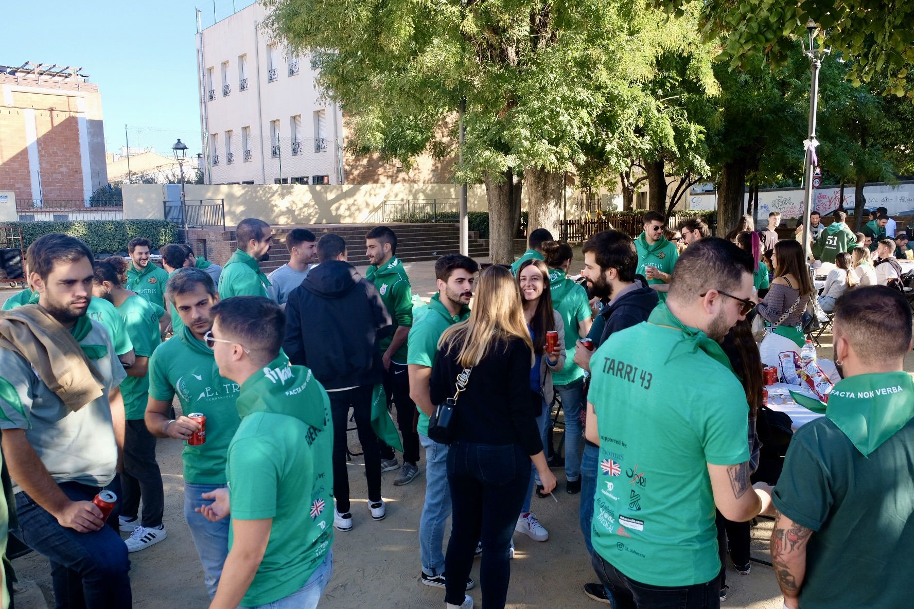 1a edició del Dinar Popular de Penyes en la Festa Major de Sant Martí 2022. FOTO: Ale Gómez