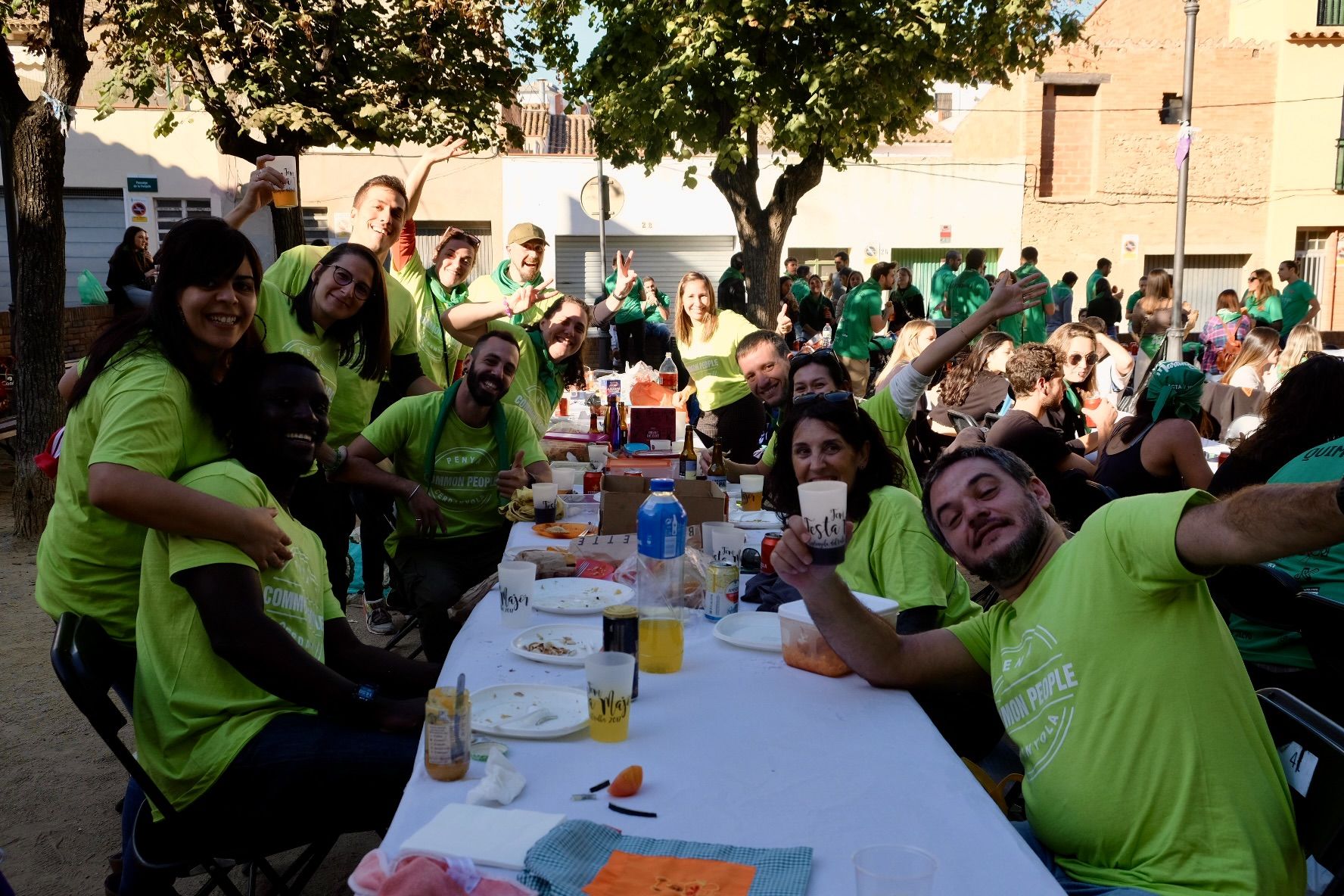 1a edició del Dinar Popular de Penyes en la Festa Major de Sant Martí 2022. FOTO: Ale Gómez