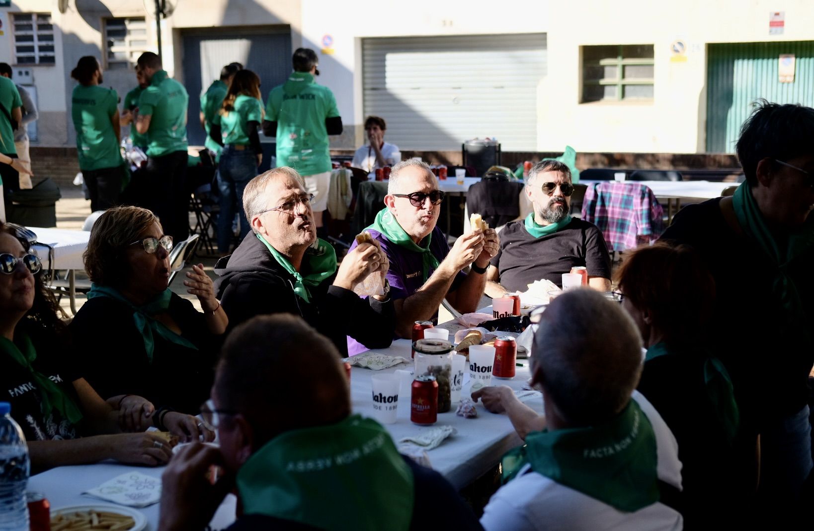 1a edició del Dinar Popular de Penyes en la Festa Major de Sant Martí 2022. FOTO: Ale Gómez