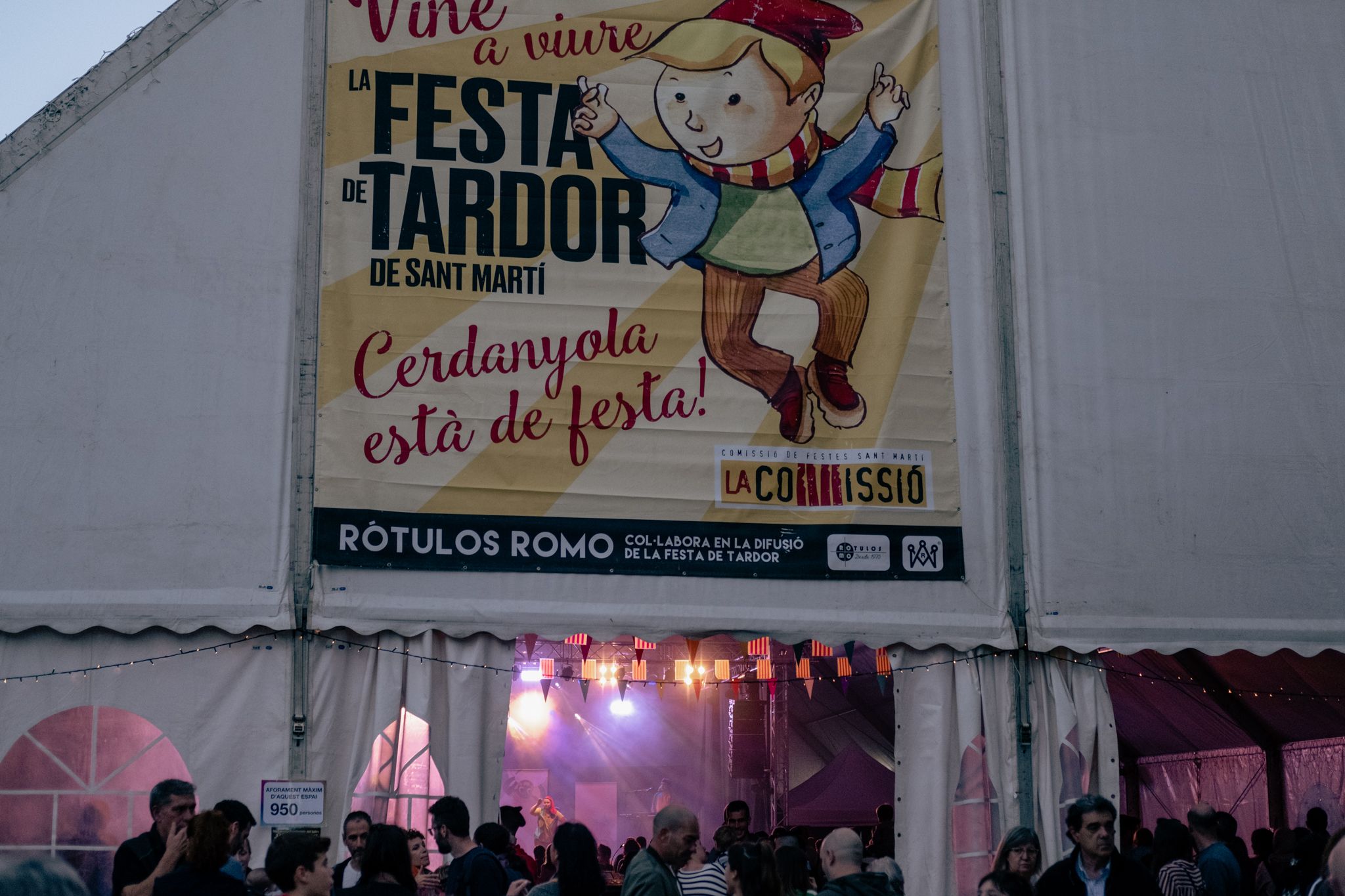 Espectacle infantil i xocolatada per Sant Martí a l'envelat. FOTO: Ale Gómez
