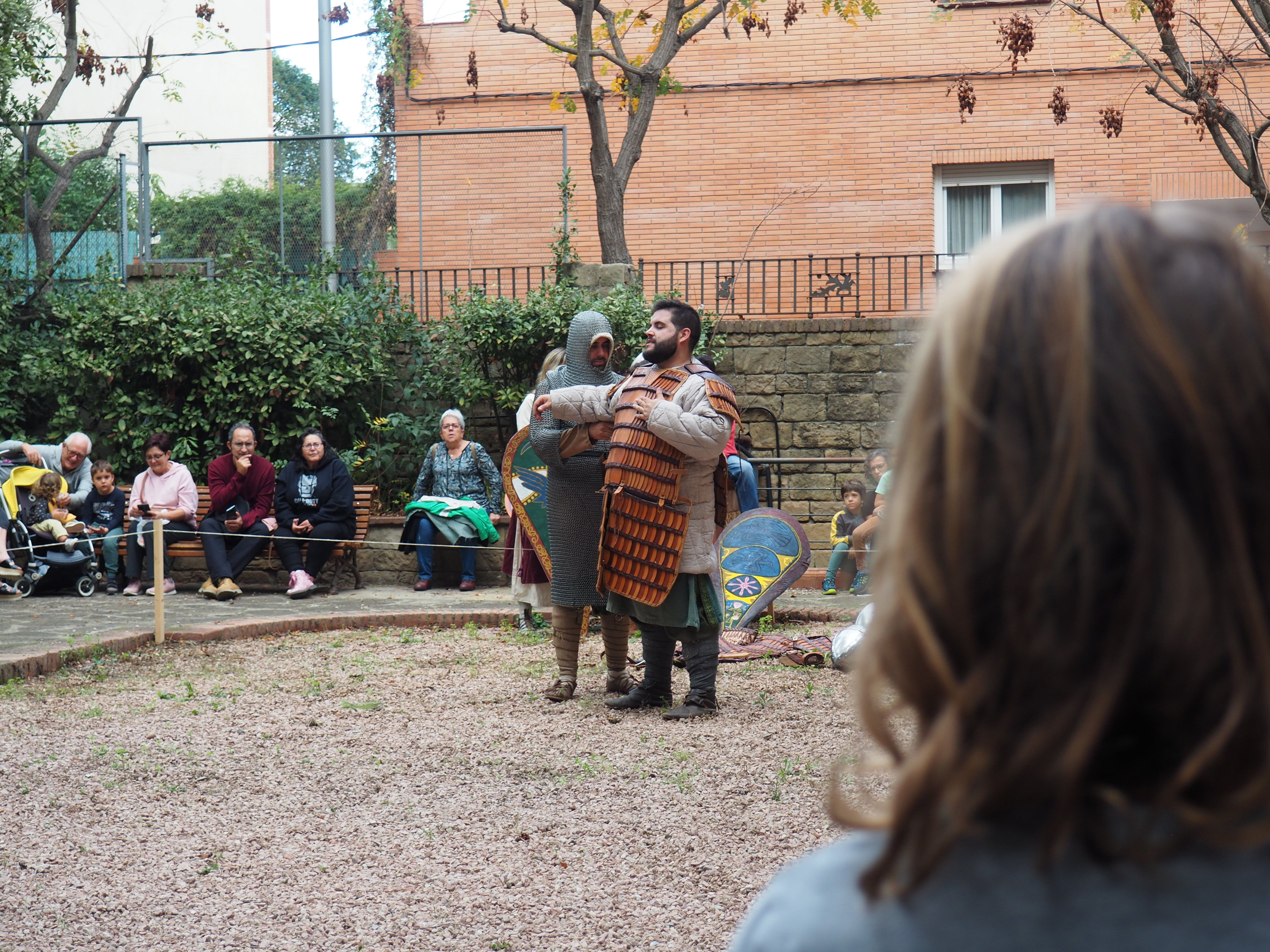 Manualitats i campament medieval a càrrec de La Constància i el CRAC. FOTO: Mónica García Moreno 