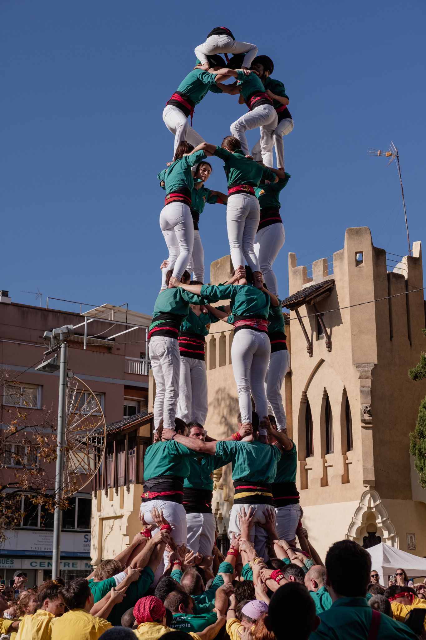 Castellers de Cerdanyola a la matinal de cultura de Sant Martí 2022. FOTO: Ale Gómez