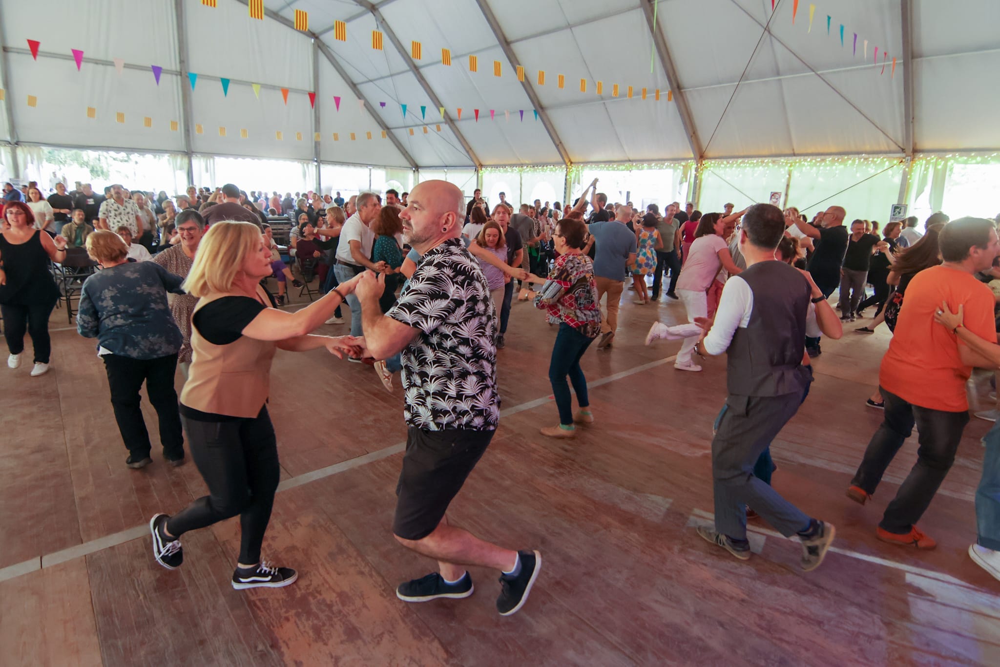 Vermut amb swing i actuació dels Cerdanyola Lindy Hoppers. FOTO: Núria Puentes (Ajuntament de Cerdanyola)