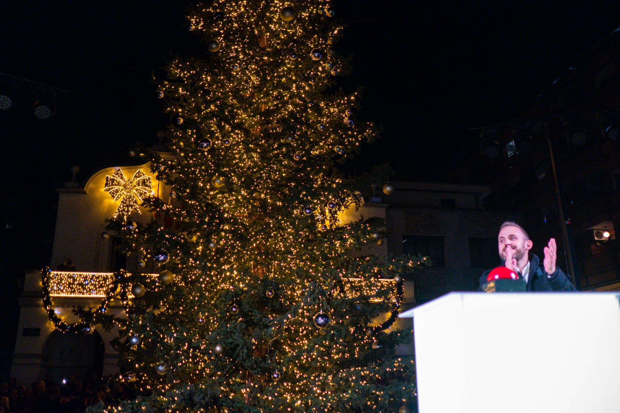 Encesa de llums de Nadal a Cerdanyola (1 de desembre de 2022). FOTO: Ale Gómez