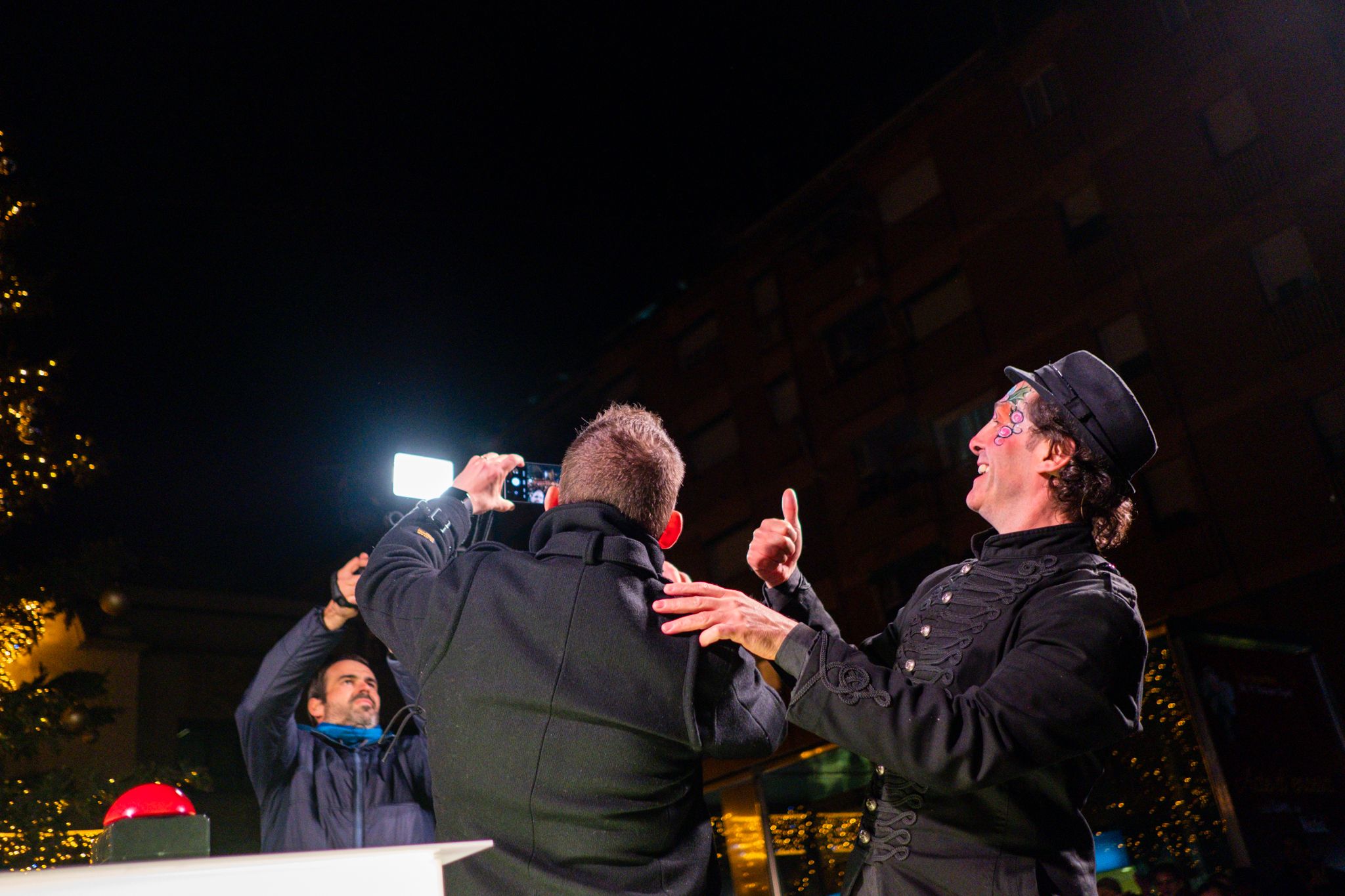 Encesa de llums de Nadal a Cerdanyola (1 de desembre de 2022). FOTO: Ale Gómez