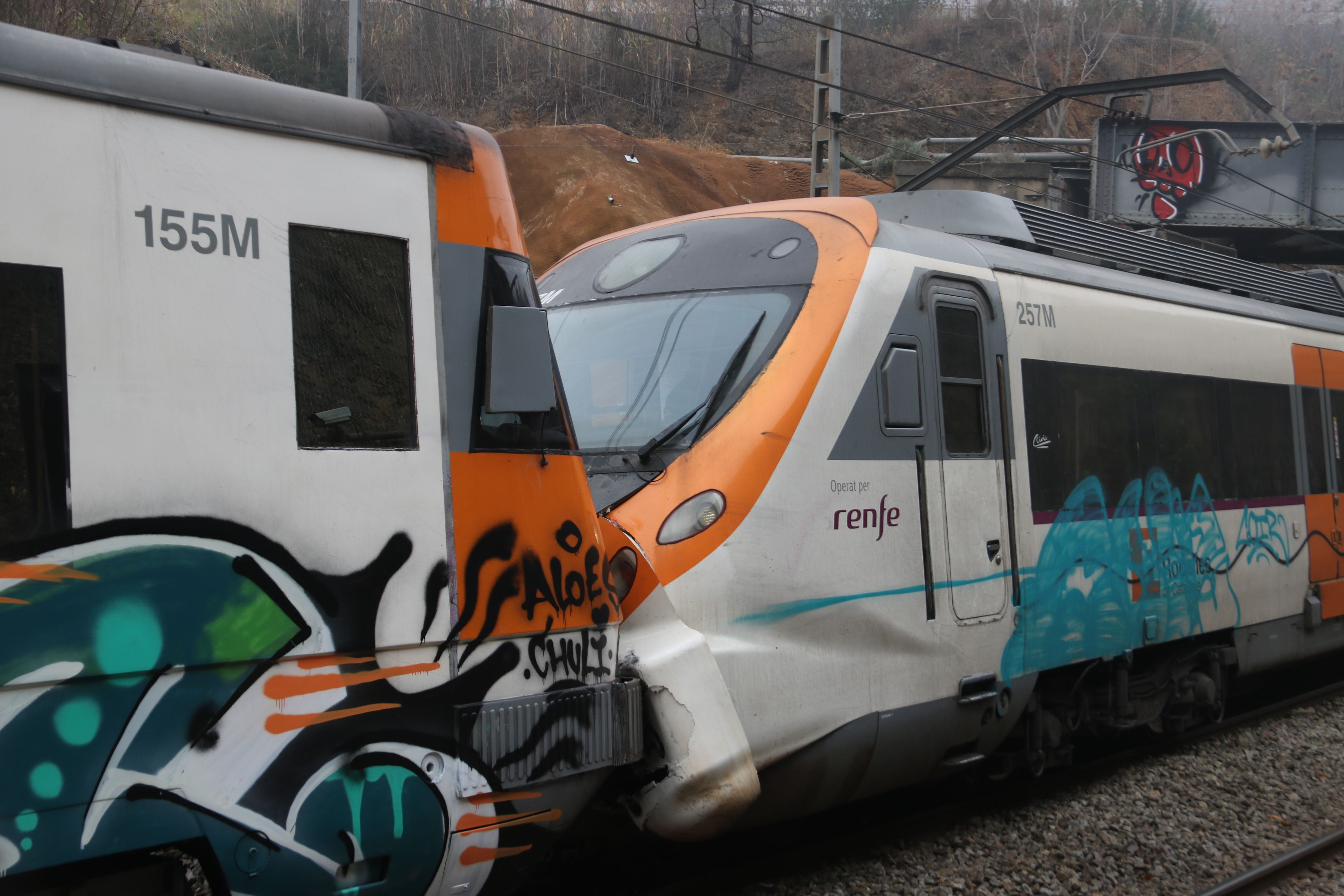 Imatge del xoc de dos trens a l'estació de Montcada i Reixac-Manresa. FOTO: Maria Belmez (ACN)