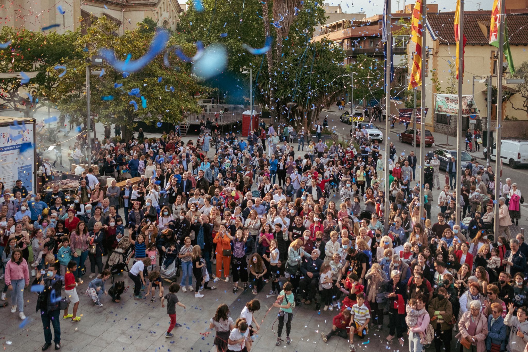 Festa Major del Roser de Maig sense mascaretes a Cerdanyol l'any 2022. FOTO: Ale Gómez