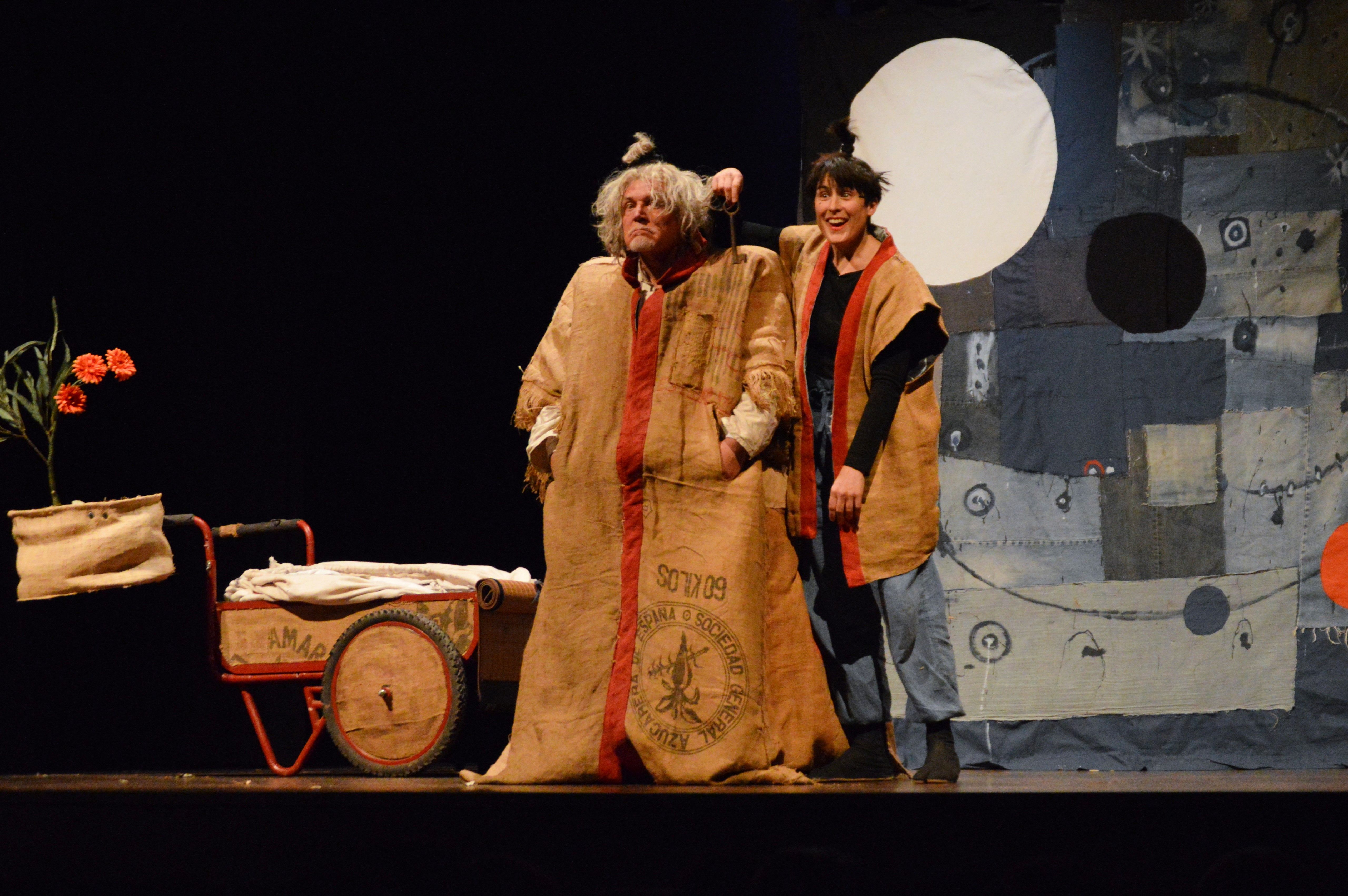Espectacle 'Kariguru' de Giramagic al Teatre Ateneu. FOTO: Nora MO