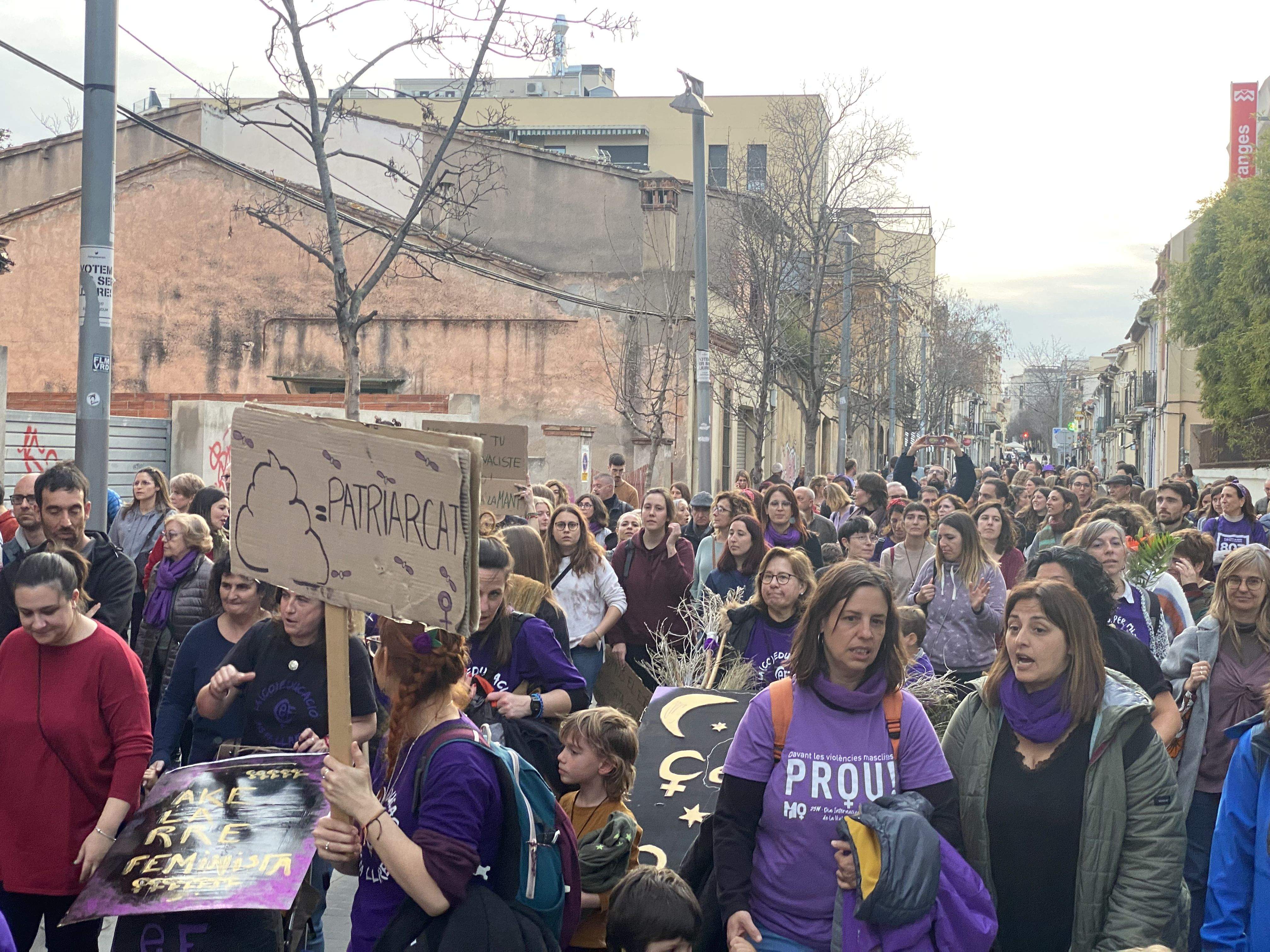 Marxa del 8 de març a Cerdanyola. FOTO: Mónica GM