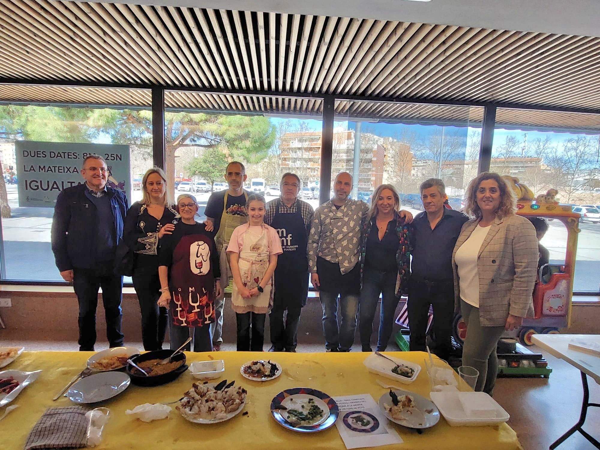 Guanyadors i jurat del concurs de cuina de bacallà. FOTO: Cedida