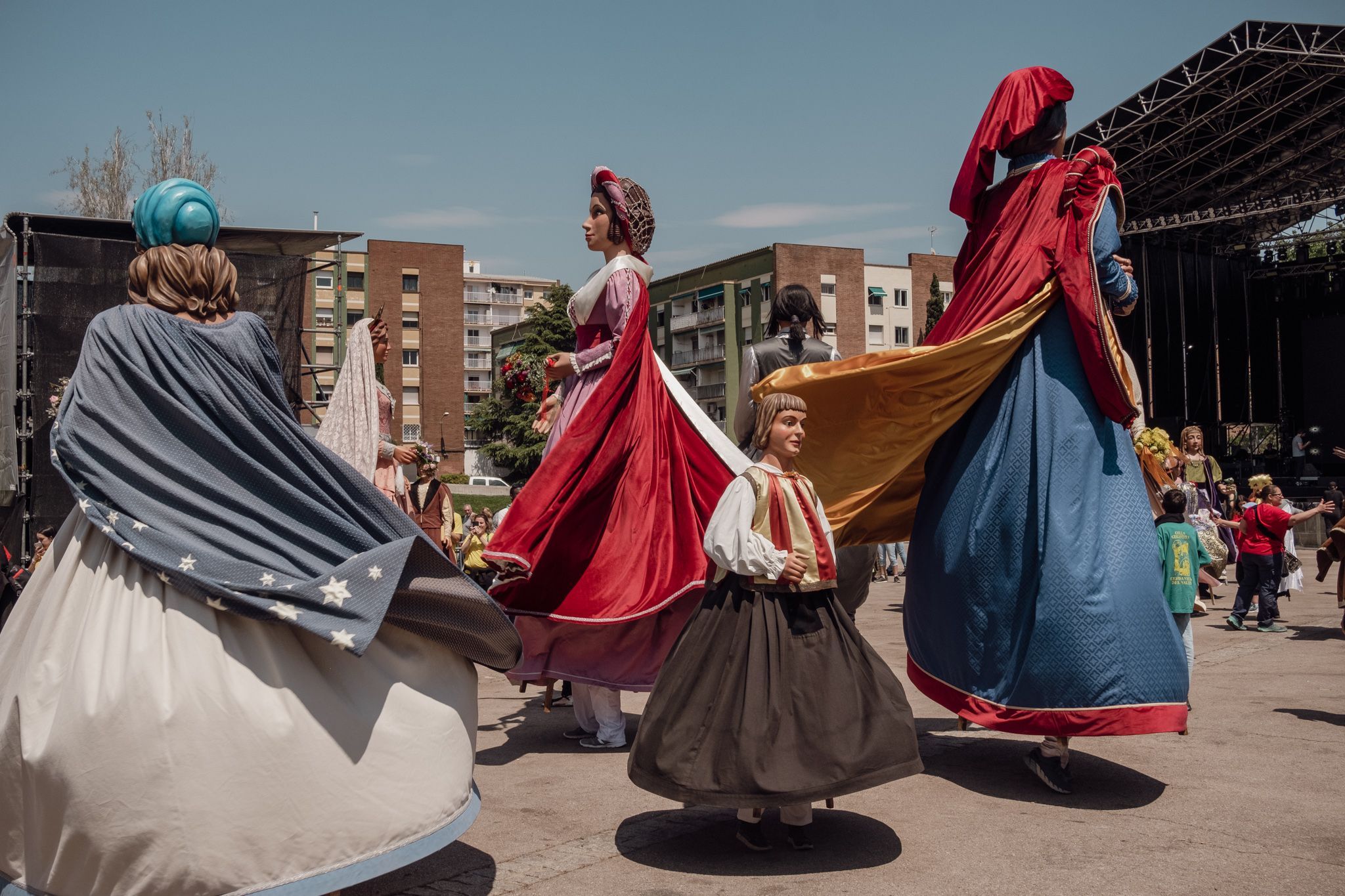 Gegants a la Festa Major del Roser de Maig. 