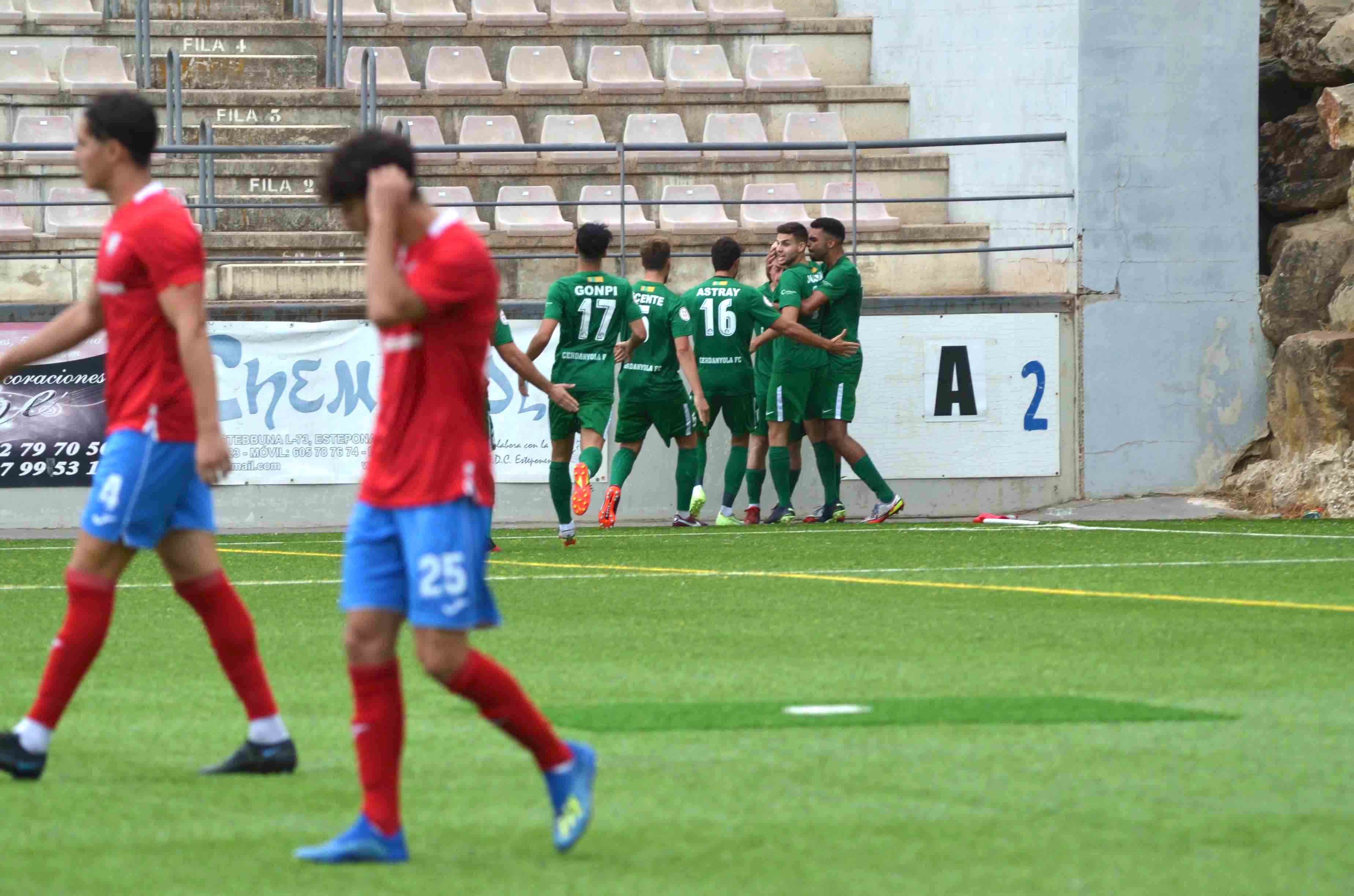 El Cerdanyola Futbol Club celebrant un gol. FOTO: Cerdanyola FC El Cerdanyola Futbol Club celebrant un gol. FOTO: Cerdanyola FC