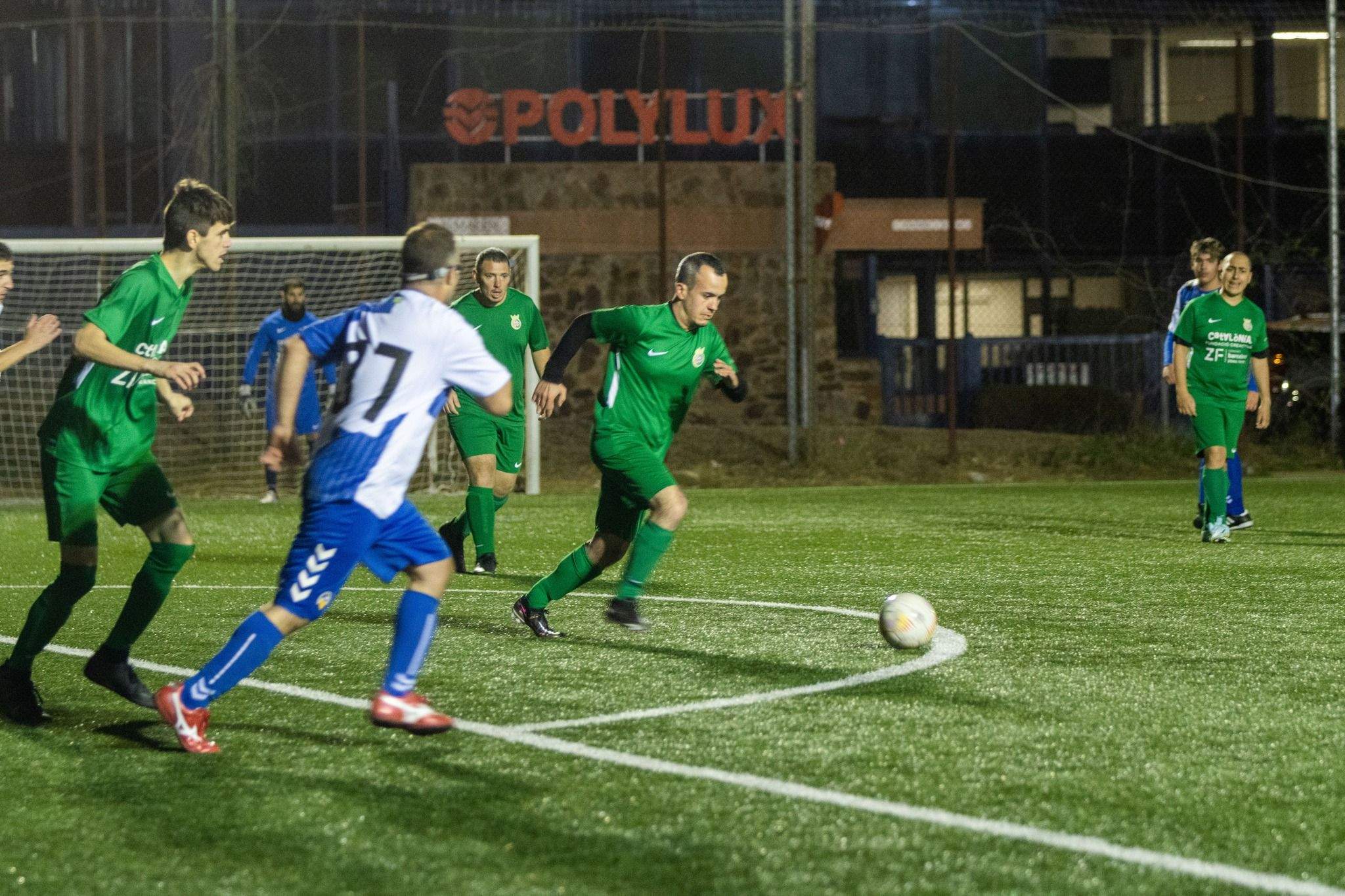 Un partit de futbol de l'equip adaptat del Cerdanyola FC i la Fundació Catalònia. FOTO: Núria Puentes (Ajuntament) Un partit de futbol de l'equip adaptat del Cerdanyola FC i la Fundació Catalònia. FOTO: Núria Puentes (Ajuntament)