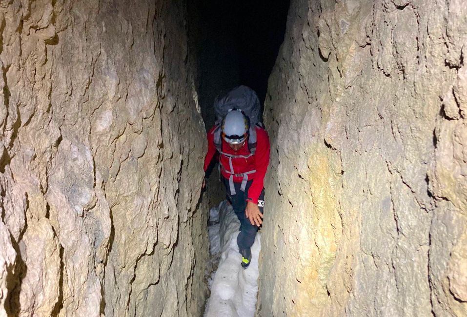Rescat dels dos escaladors atrapats a la via Estasen de la muntanya del Pedraforca. FOTO: Bombers de la Generalitat