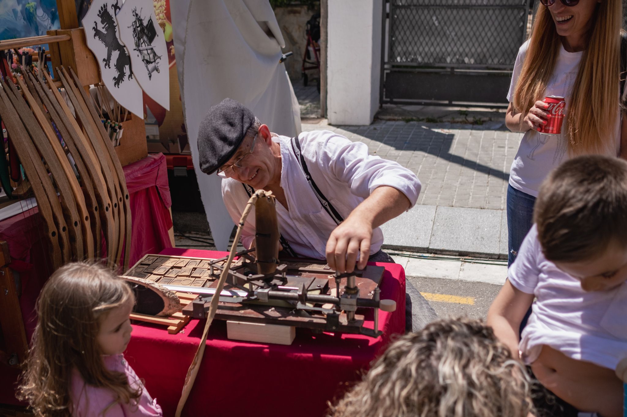 Mercat Modernista a la Festa Major del Roser de Maig 2023. FOTO: Ale Gómez