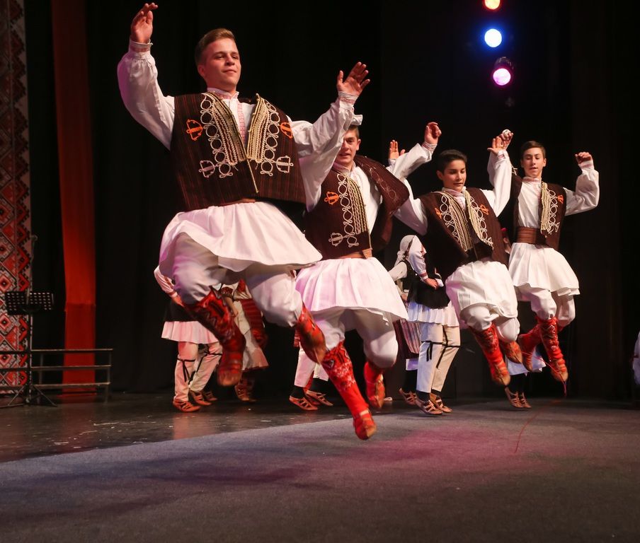 Folk Dance Ensemble Bitola de Macedònia