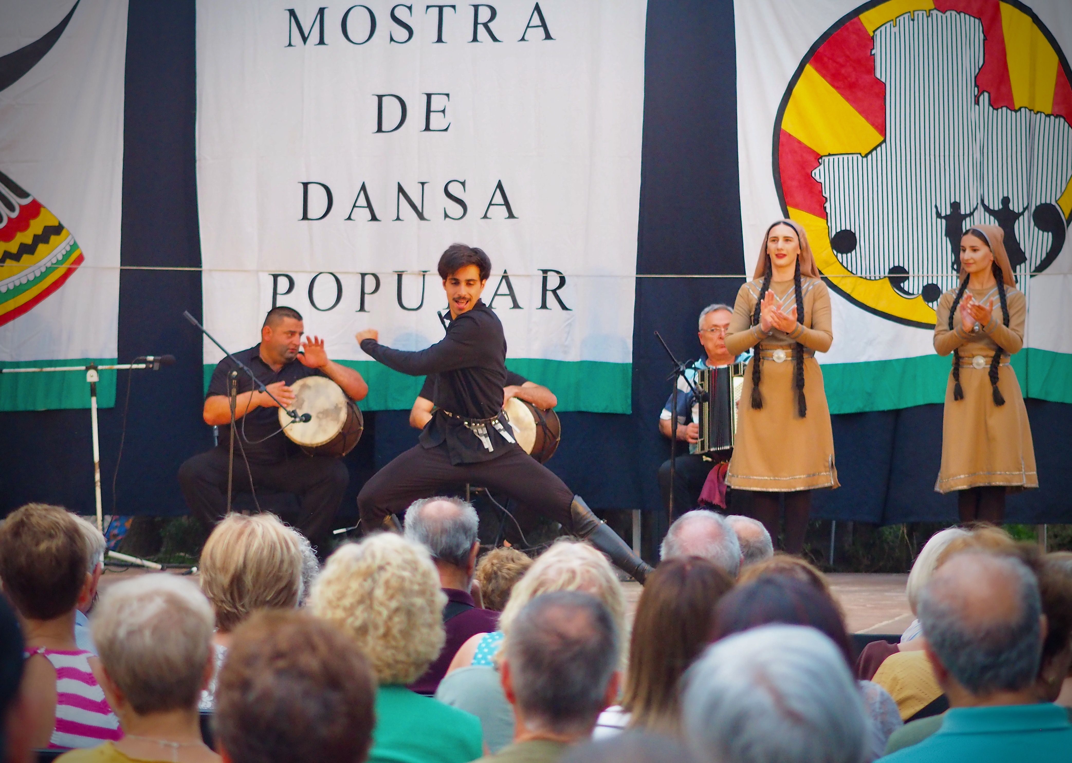 Actuació del grup Tarikoni Lagushda de Geòrgia. FOTO: Mónica GM