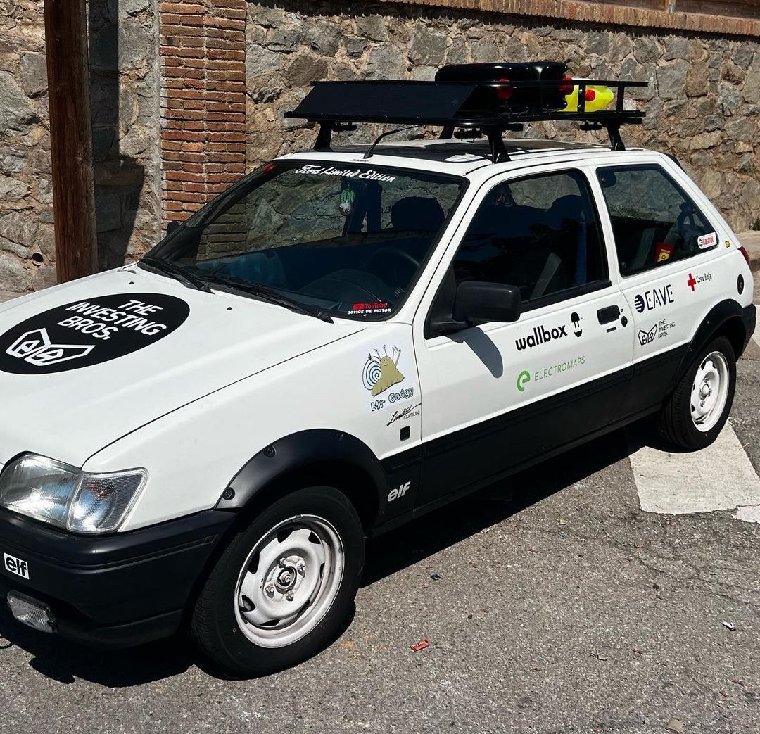 Han transformat un Ford Fiesta de l'any 1990 en un model híbrid de benzina i electricitat. FOTO: Cedida Han transformat un Ford Fiesta de l'any 1990 en un model híbrid de benzina i electricitat. FOTO: Cedida