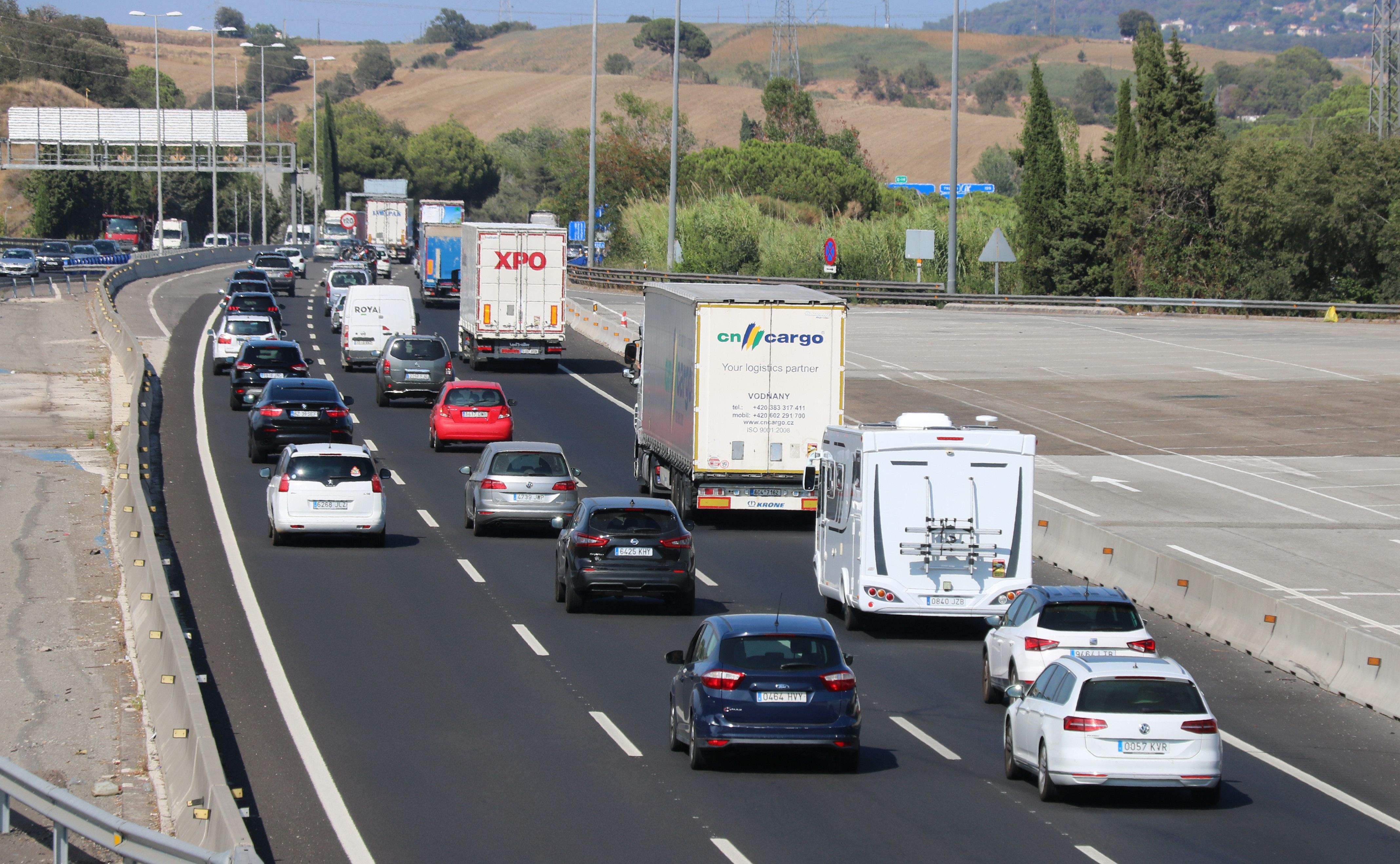 350.000 vehicles sortiran de l'AMB. FOTO: ACN