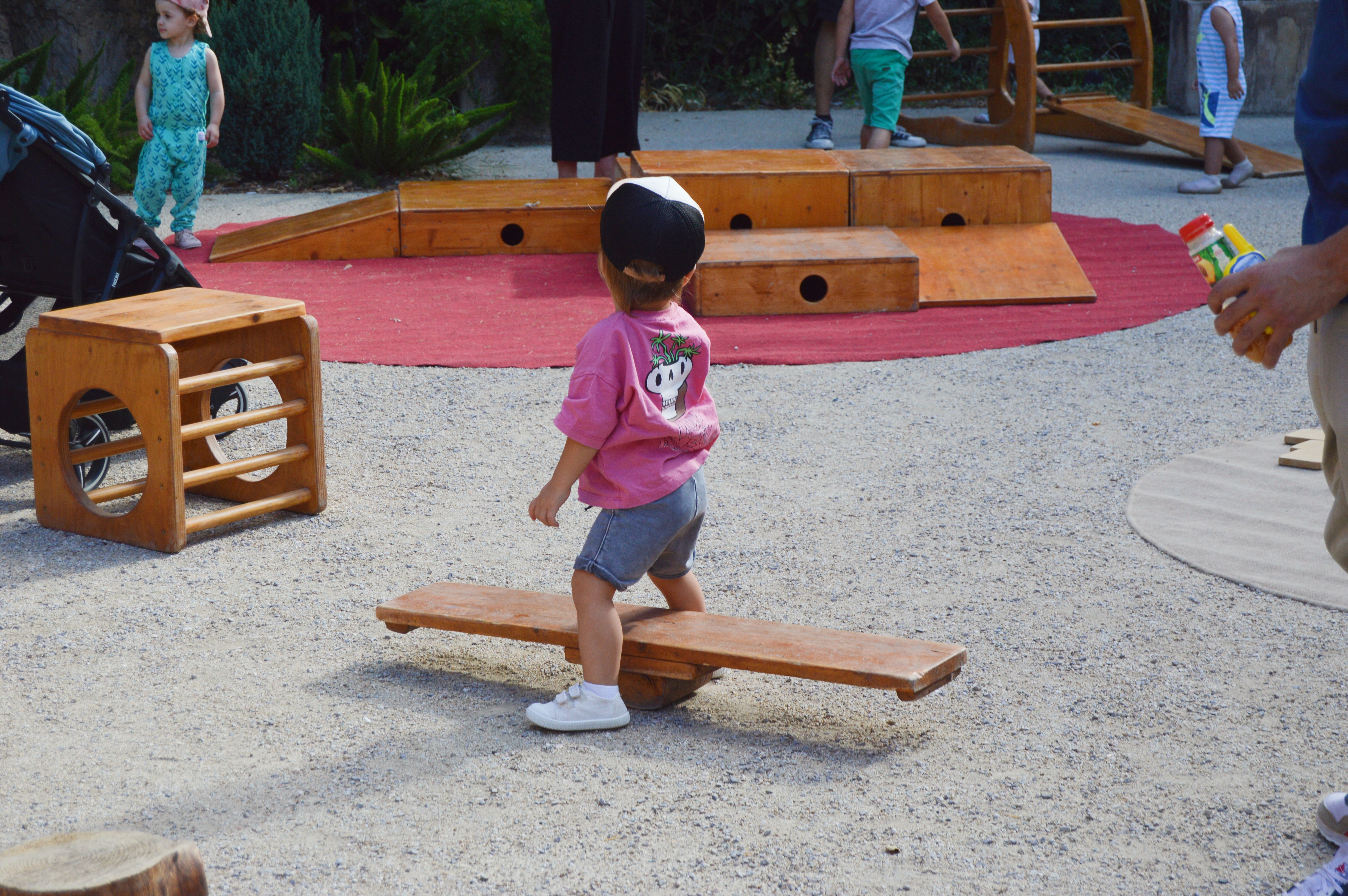 El pati del MAC ha acollit jocs per a infants al matí de FIT: FOTO: Nora MO