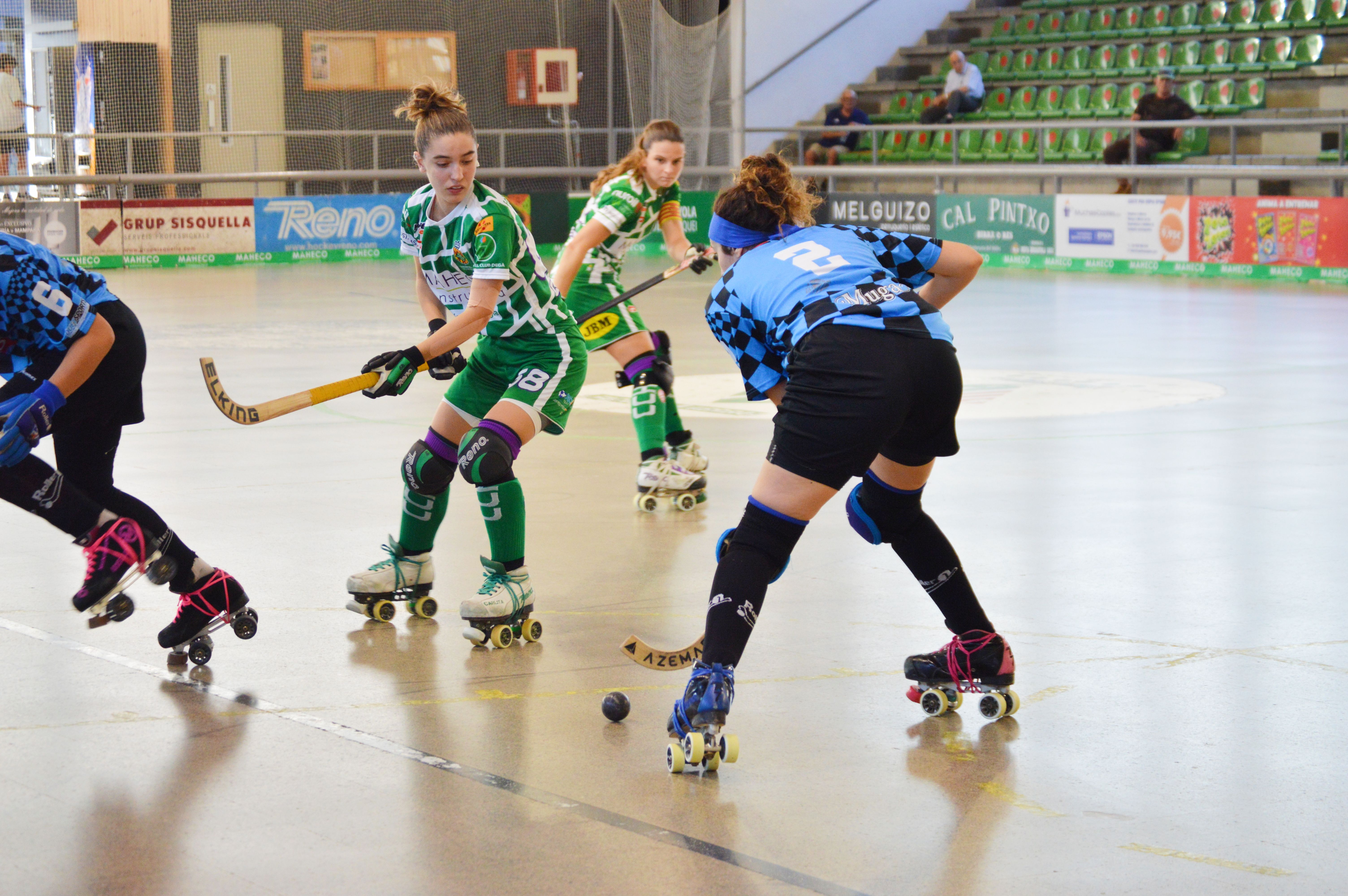 El Cerdanyola CH en un partit d'Ok Liga contra Las Rozas. FOTO: Nora MO