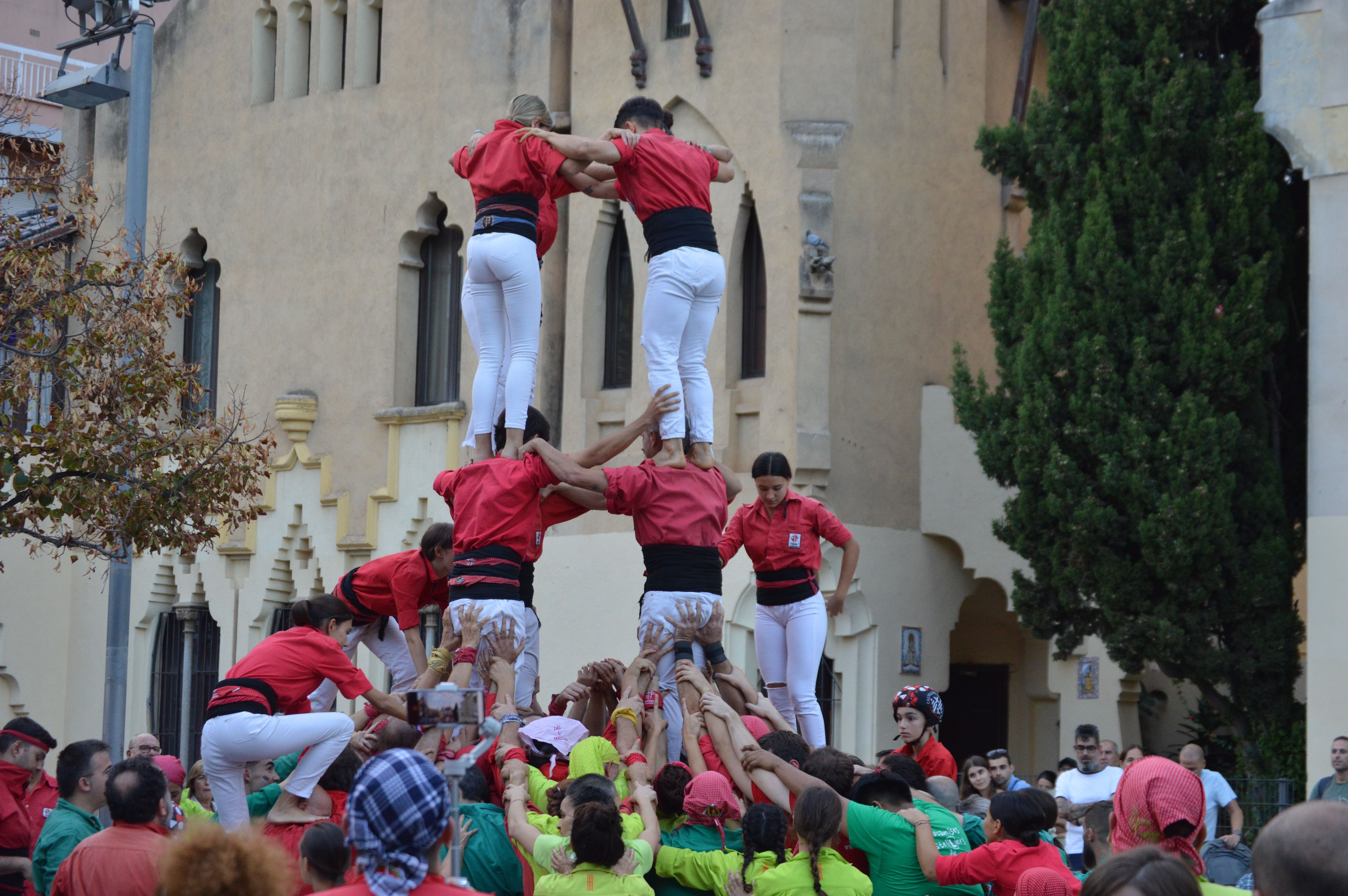 Les imatges del 25è aniversari de Castellers de Cerdanyola. FOTO: Nora MO