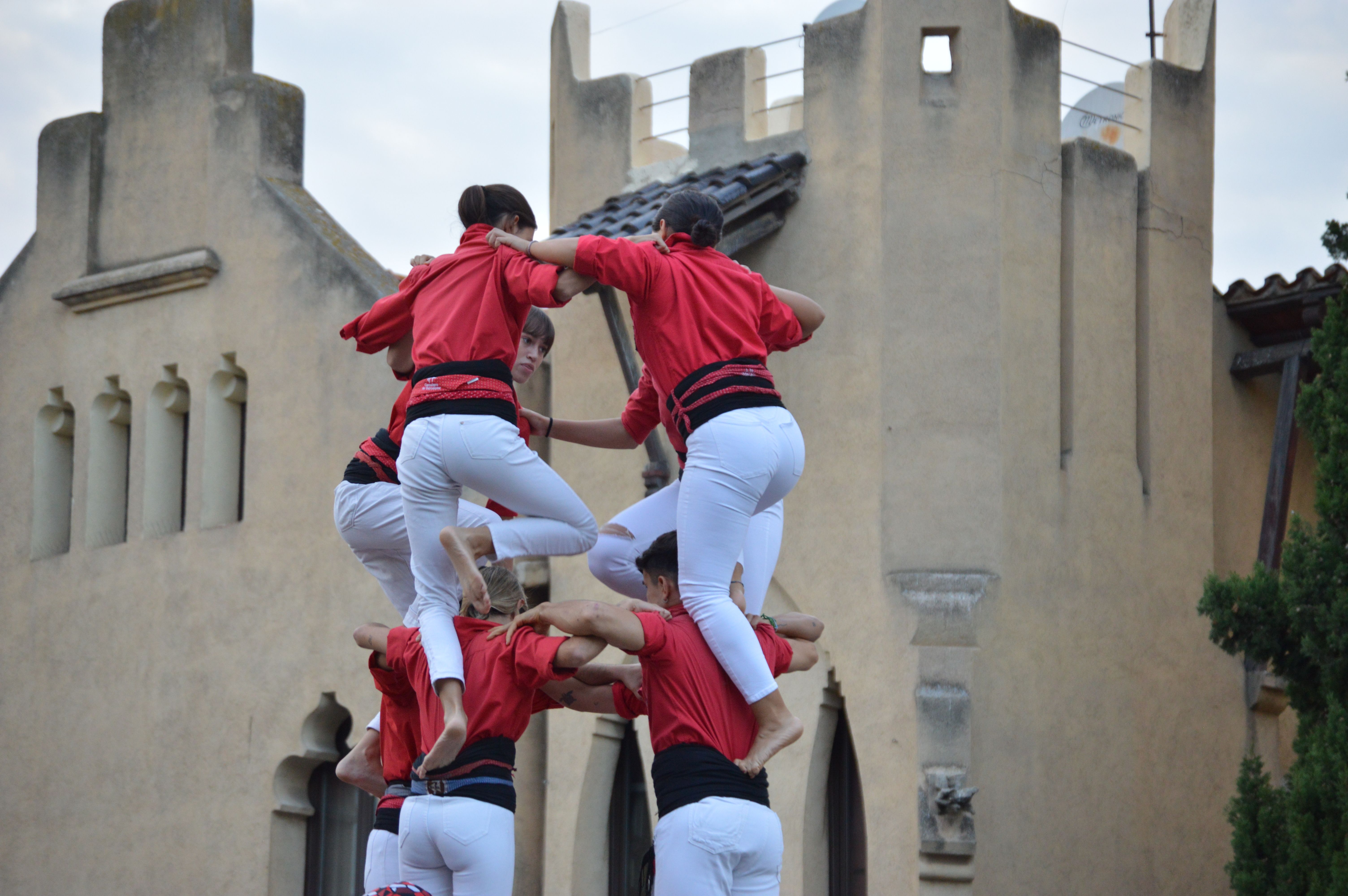 Les imatges del 25è aniversari de Castellers de Cerdanyola. FOTO: Nora MO