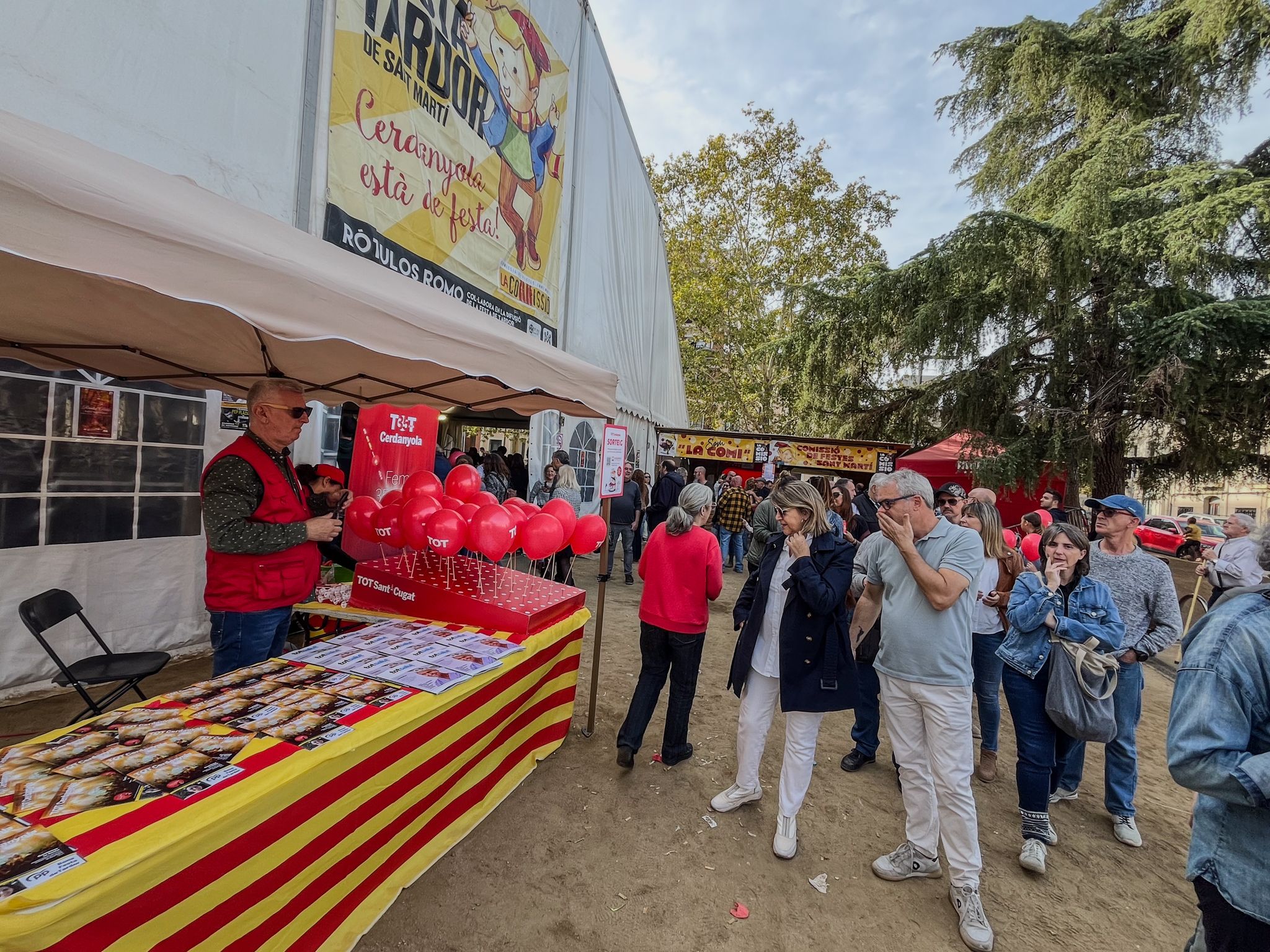 Vermut Swing a l'envelat en la Festa de Tardor de 2023. FOTO: Ale Gómez