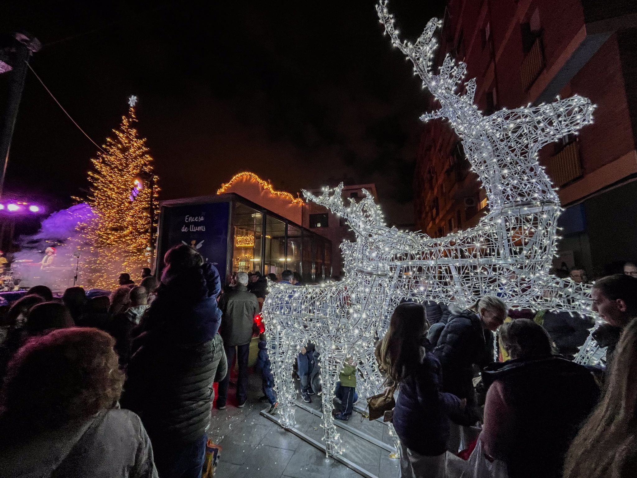 Encesa llums de Nadal 2023 a Cerdanyola. FOTO: Ale Gómez