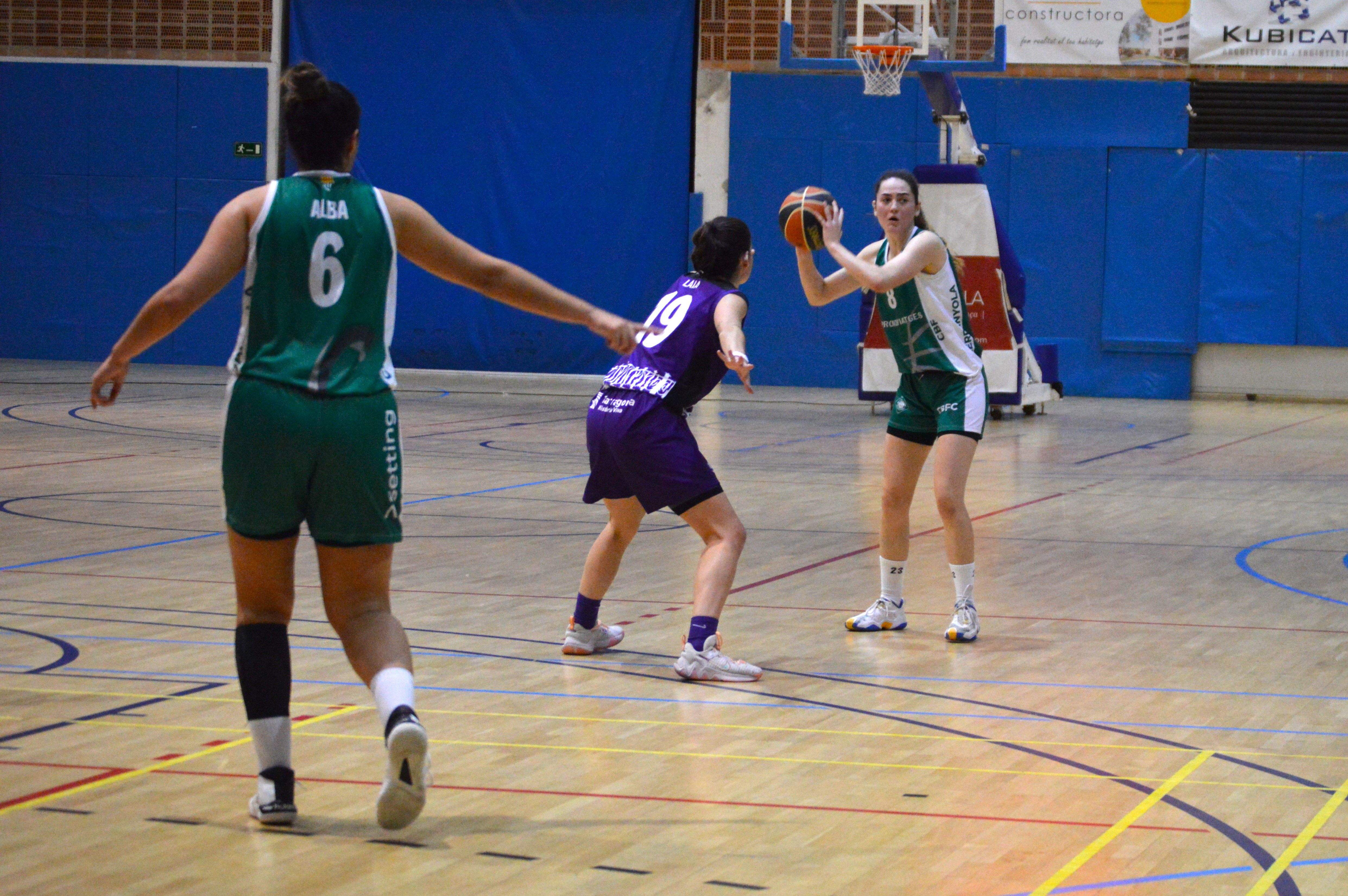 El CBF Cerdanyola en un partit de Super Copa Femenina. FOTO: Nora MO