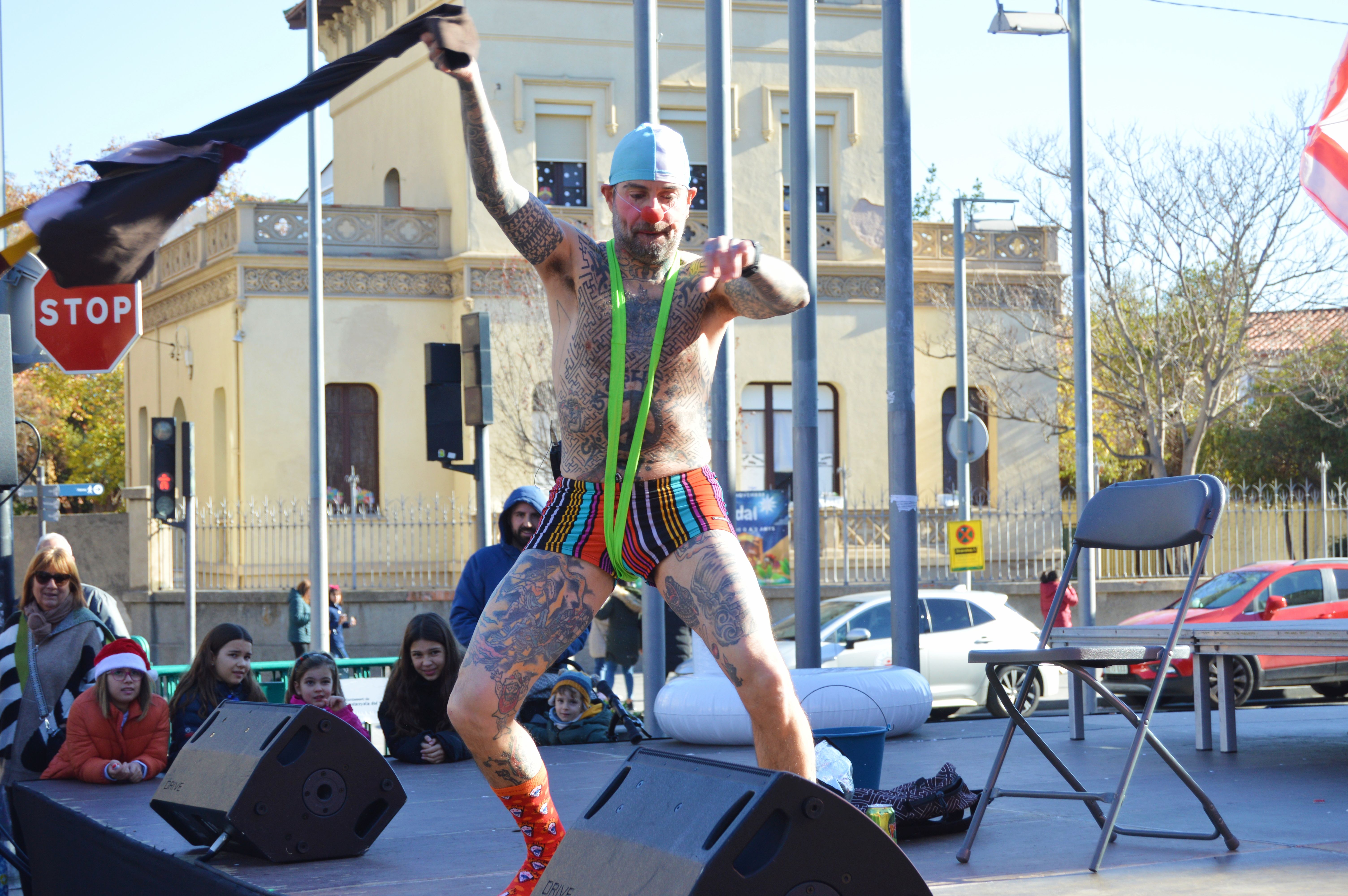 Actuació de 'Caulababa' en el Dia Mundial de les Persones amb Diversitat Funcional. FOTO: Nora MO