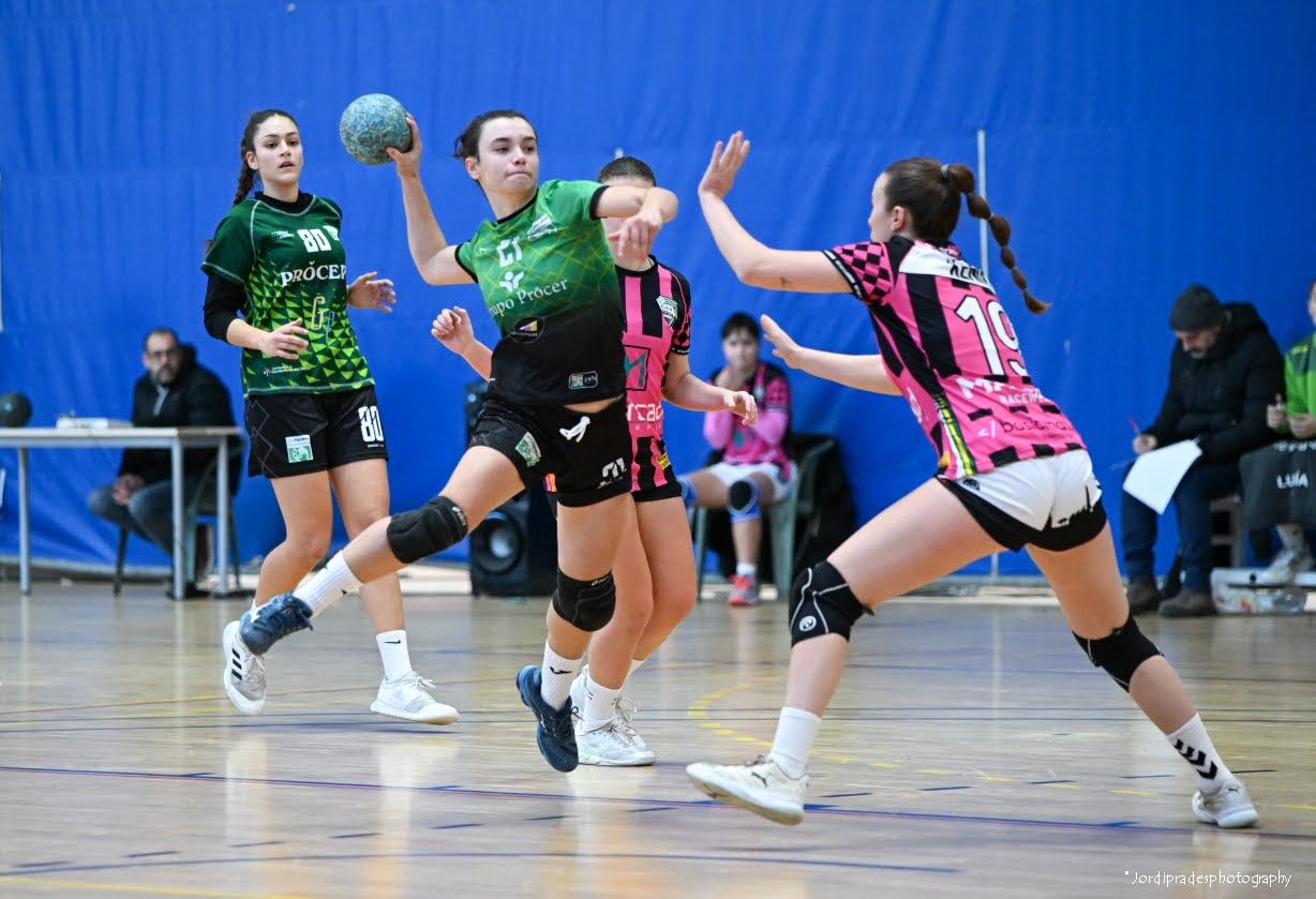 El Cerdanyola es va enfrontar a les segones classificades, l'OAR Gràcia. FOTO: CH Cerdanyola