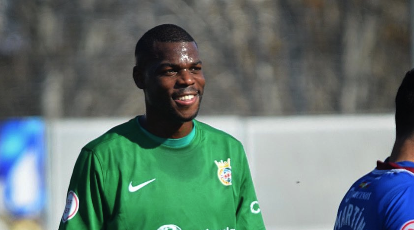 Niko Kata amb la samarreta del Cerdanyola FC. FOTO: Cerdanyola FC