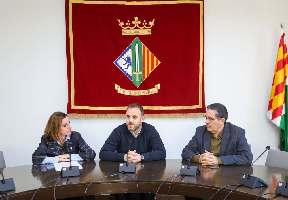 Conchi Martínez, Carlos Cordón i Joan Maria Bigas a la roda de premsa de la ZBE. FOTO: Ajuntament de Cerdanyola