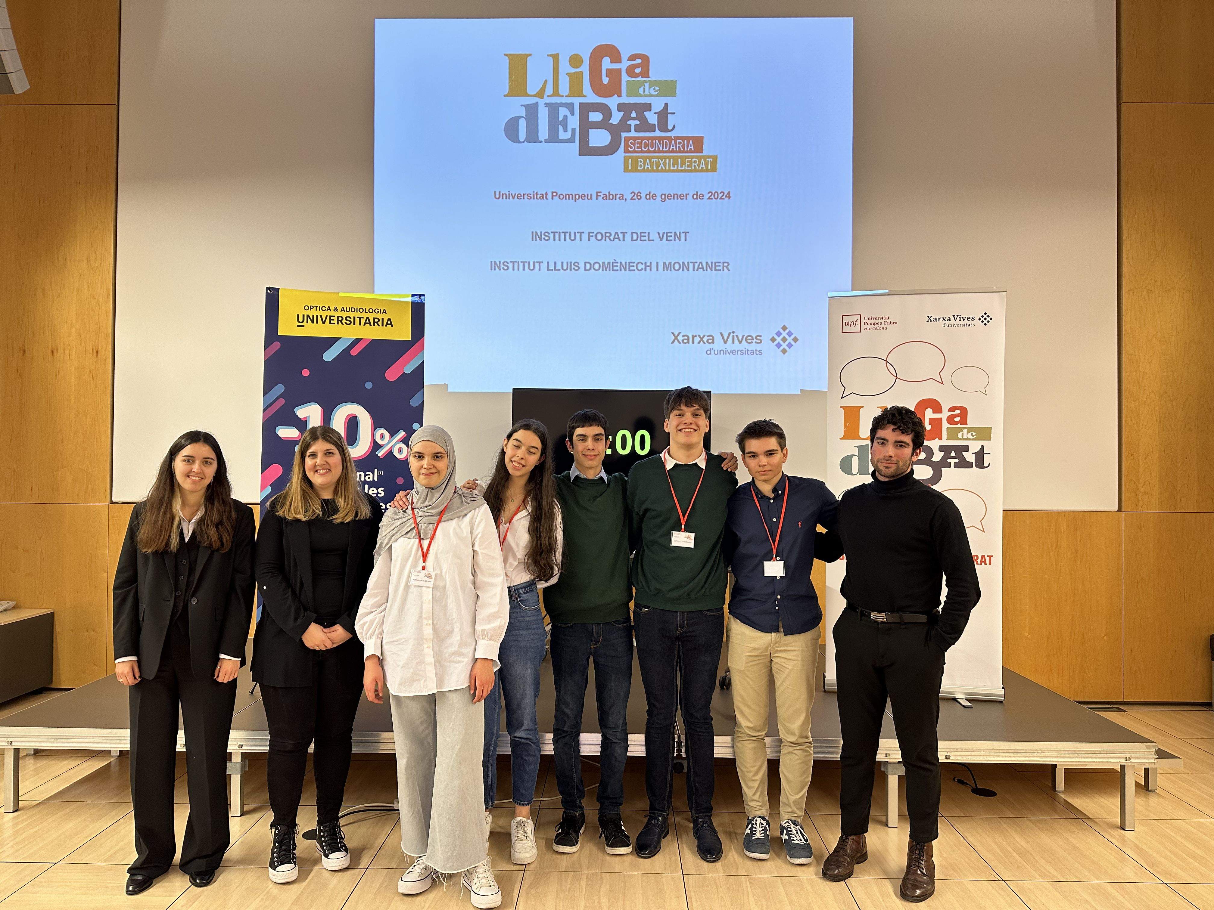 Equip de Debat de l'Institut del Forat del Vent. FOTO: Xarxa Vives d'Universitats