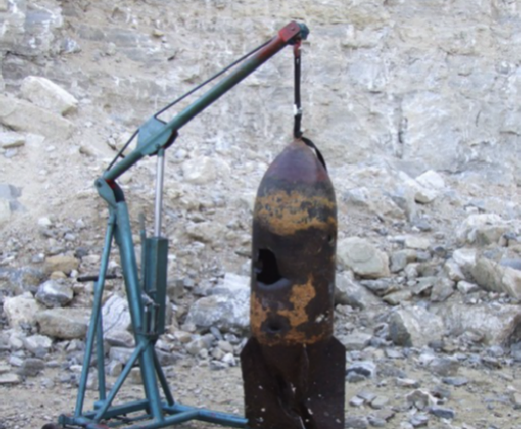 Artefacte explosiu trobat a Cerdanyola el 2006. FOTO: gencat.cat