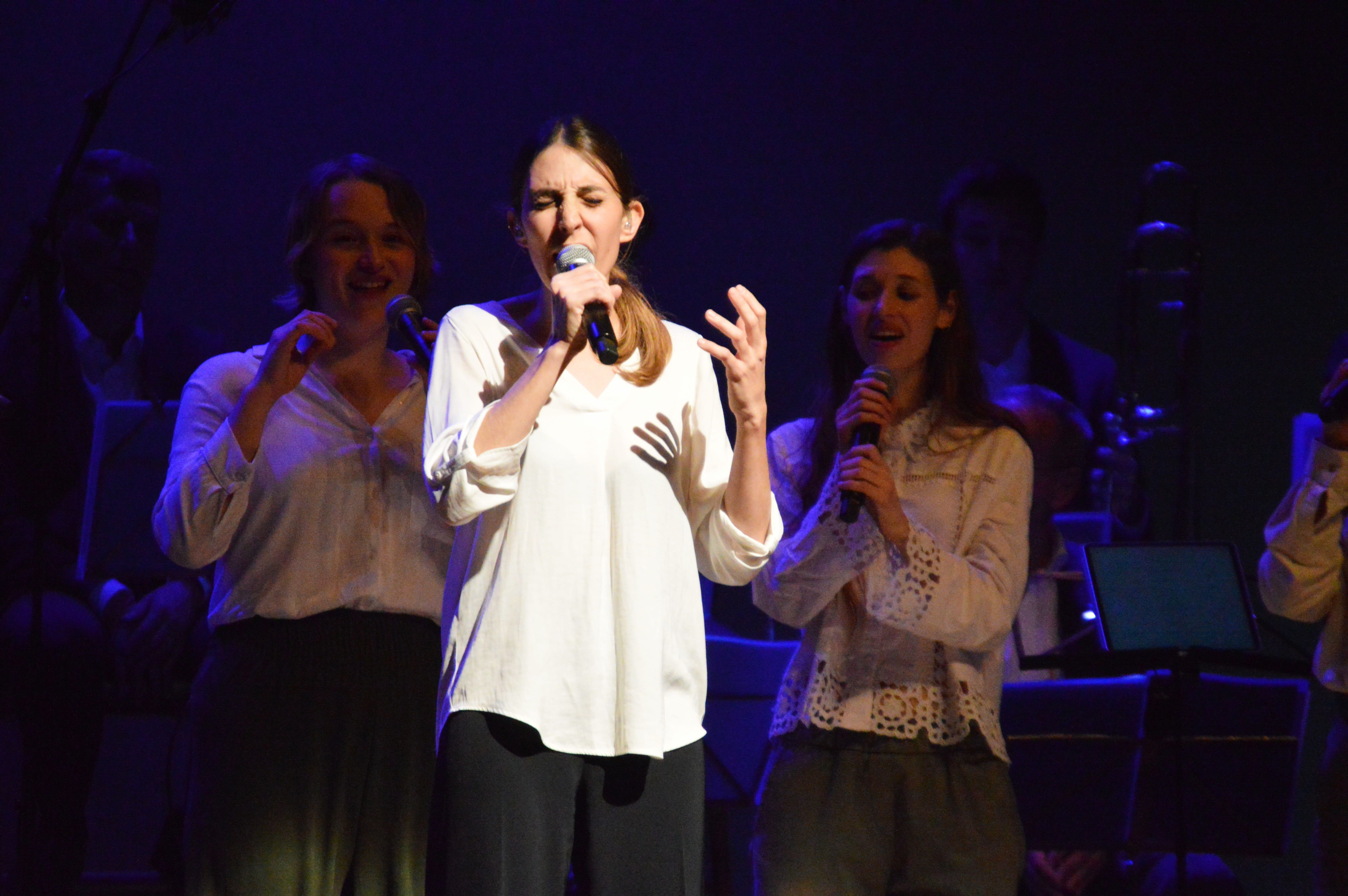 Espectacle 'Introit' al Teatre Ateneu. FOTO: Nora MO Espectacle 'Introit' al Teatre Ateneu. FOTO: Nora MO