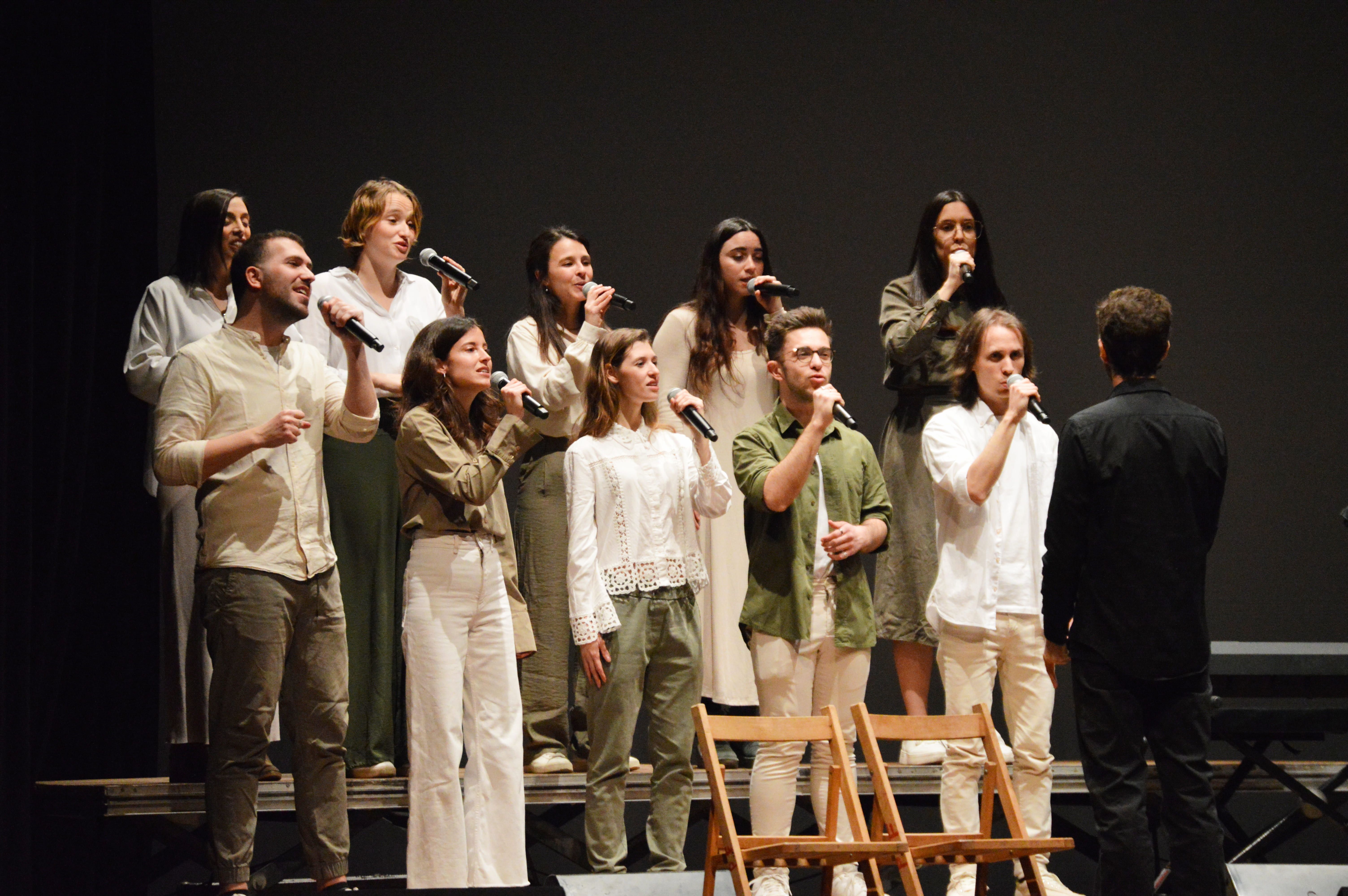 Espectacle 'Introit' al Teatre Ateneu. FOTO: Nora MO Espectacle 'Introit' al Teatre Ateneu. FOTO: Nora MO