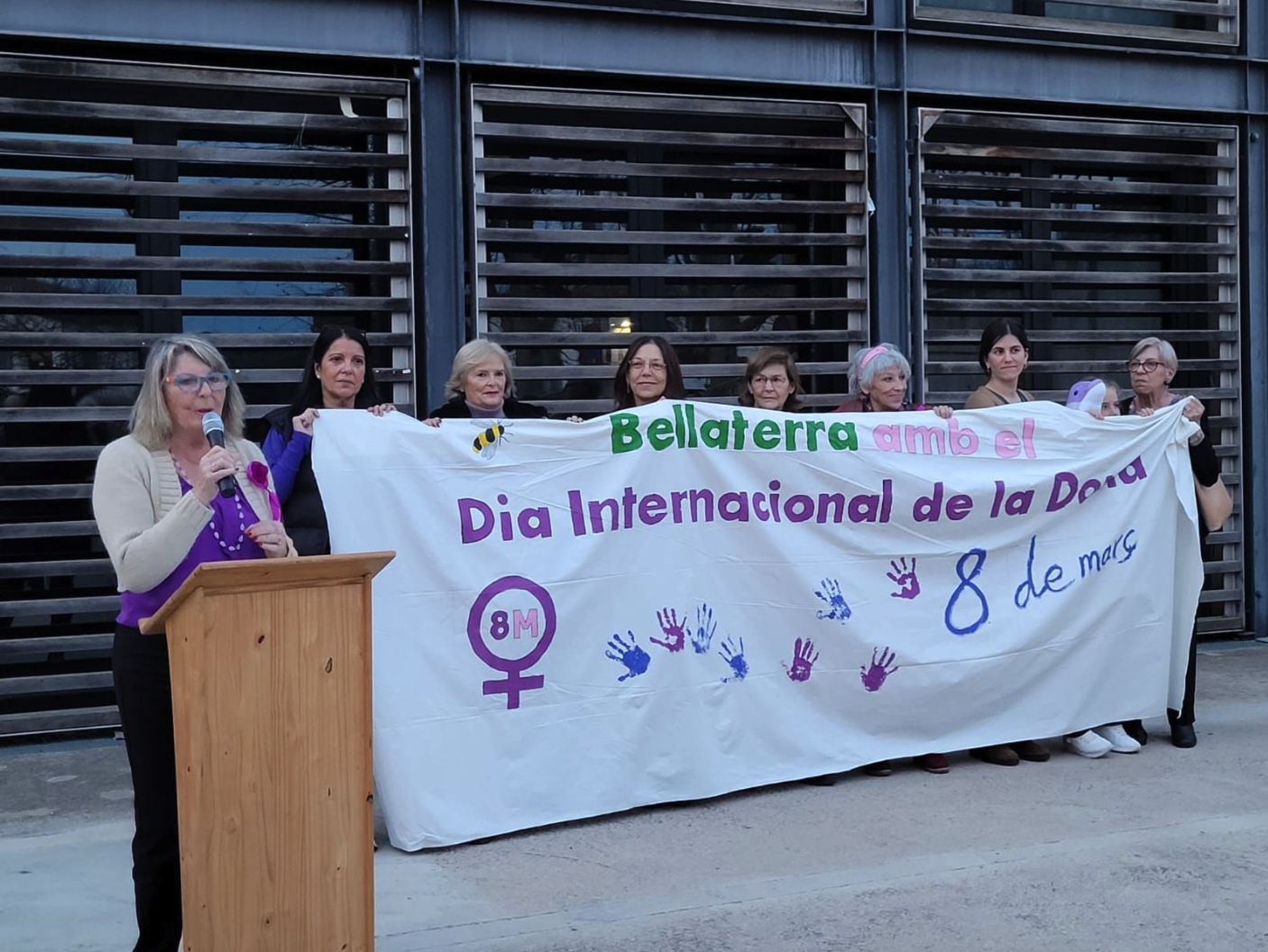 Imatge de la celebració del 8M a Bellaterra l'any 2023. FOTO: António Cáliz (Bellaterra Diari)