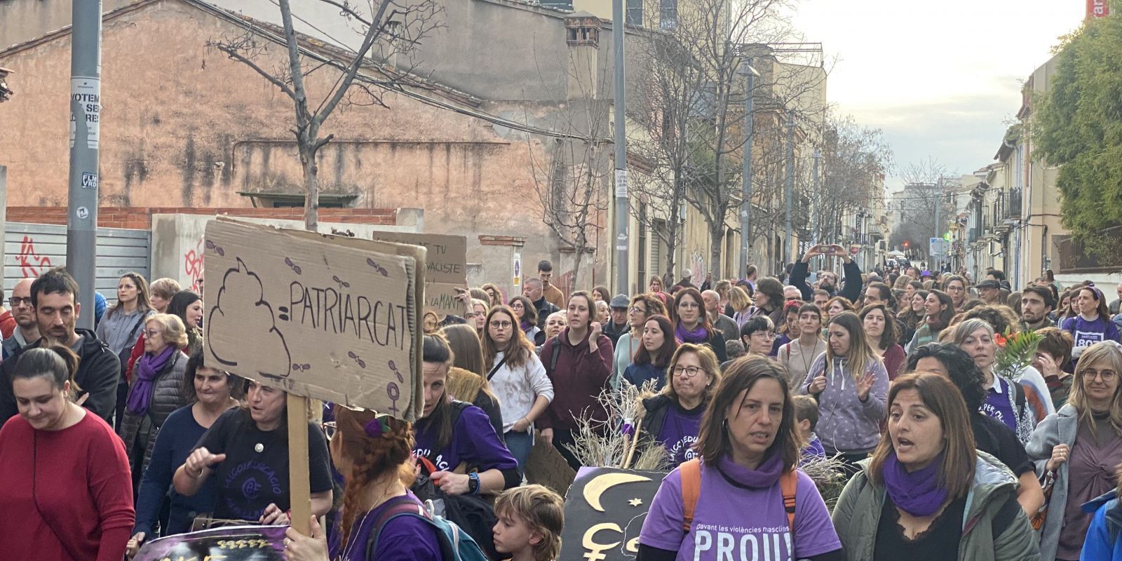 Marxa del 8 de març a Cerdanyola. FOTO: Mónica GM