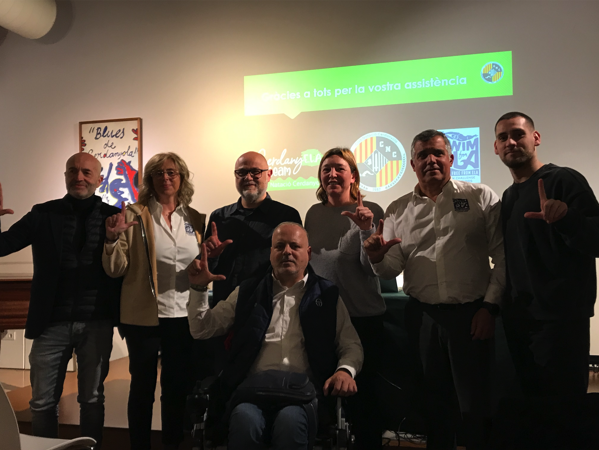 Acte de presentació de la nedada solidària per l'ELA. FOTO: Guillem Barrera